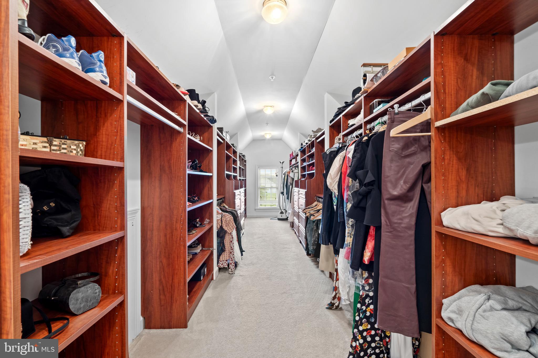WARNER MEADOWS - Residential