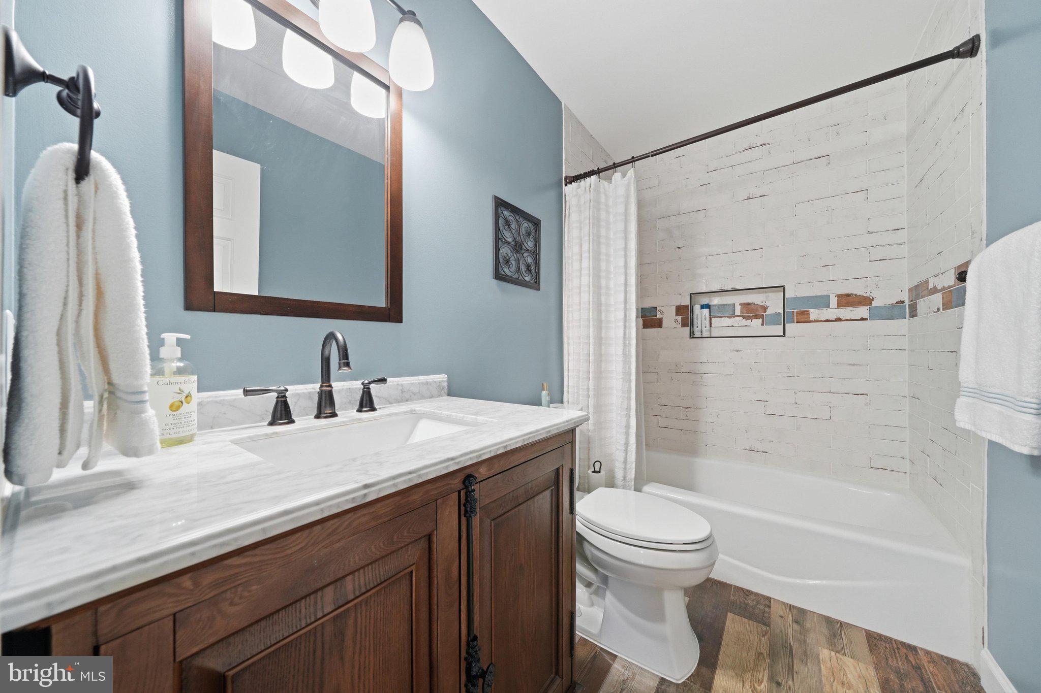 GREEN VALLEY ESTATES - Residential