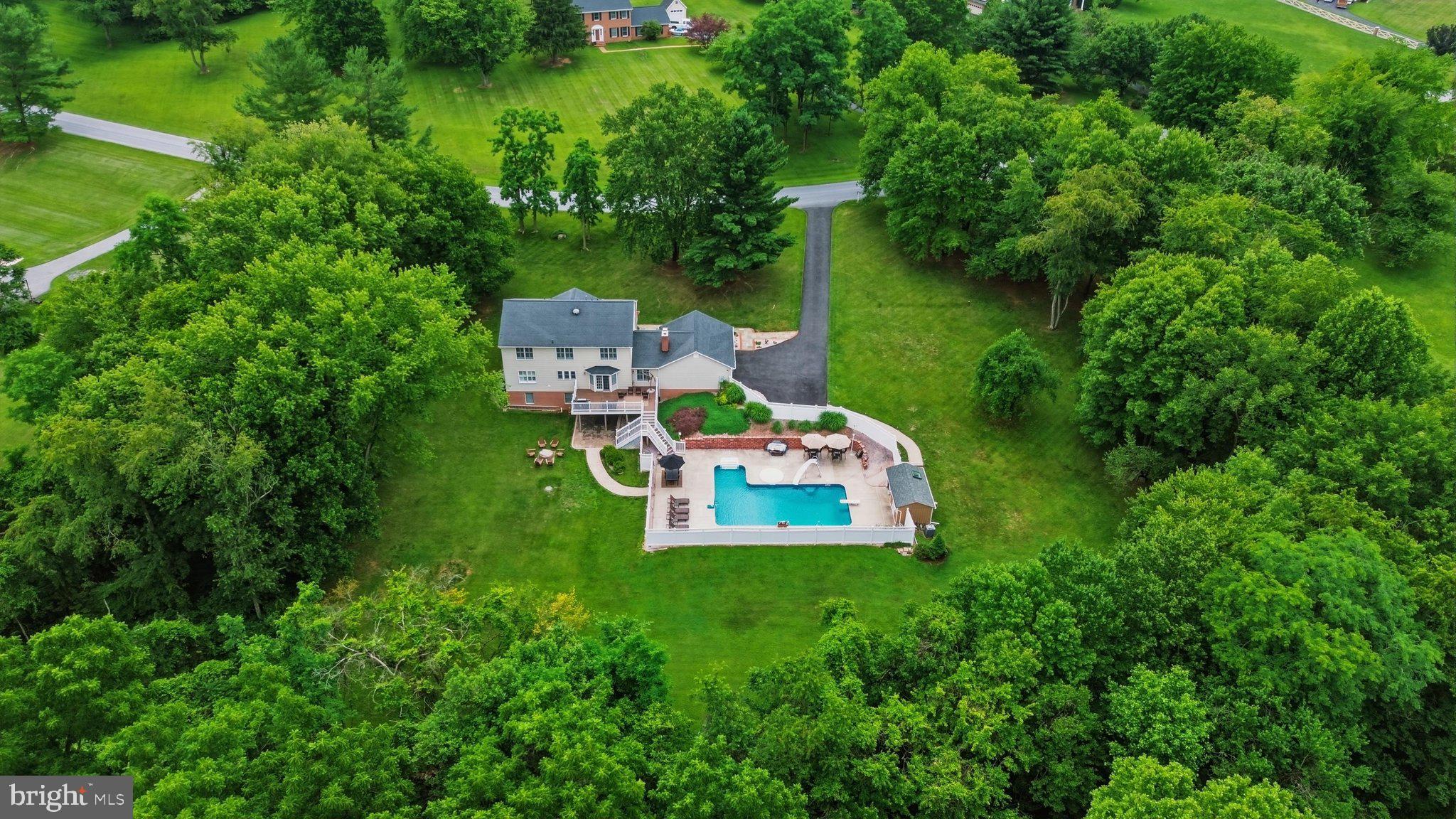 GREEN VALLEY ESTATES - Residential