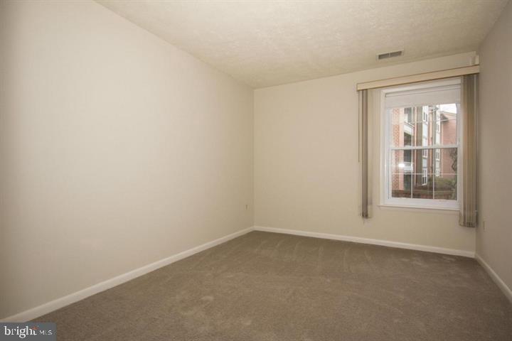 THE FALLS - Residential Lease