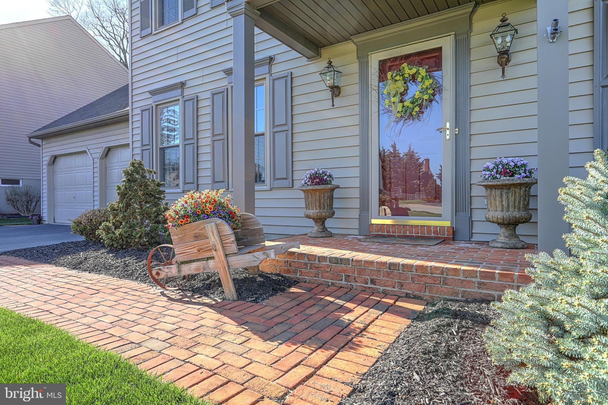 LONGVIEW HEIGHTS - Residential