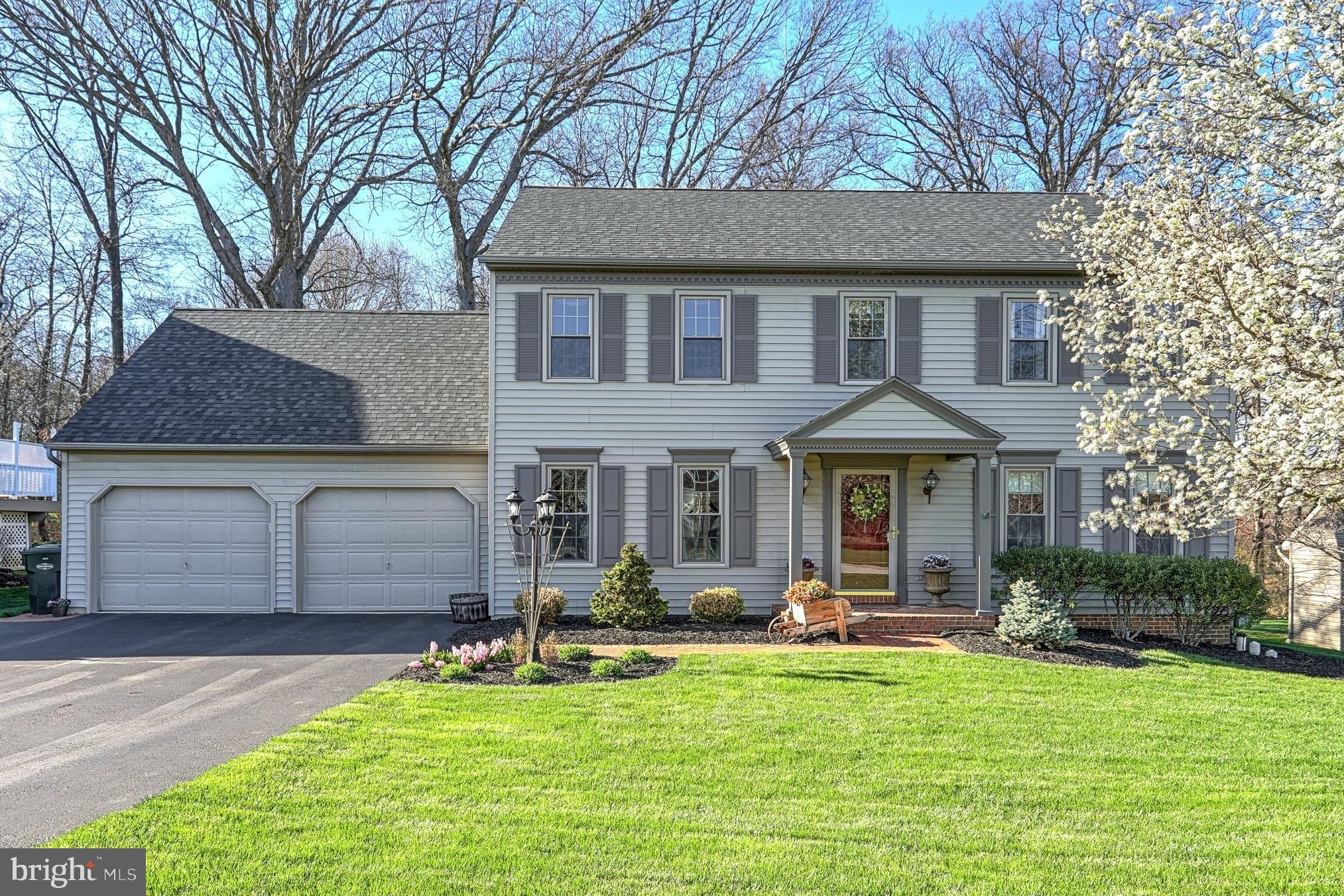LONGVIEW HEIGHTS - Residential