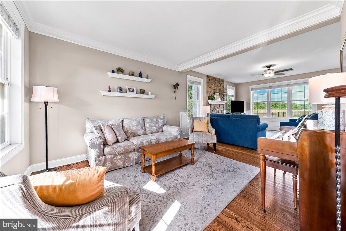 LONDONDERRY MEADOWS - Residential