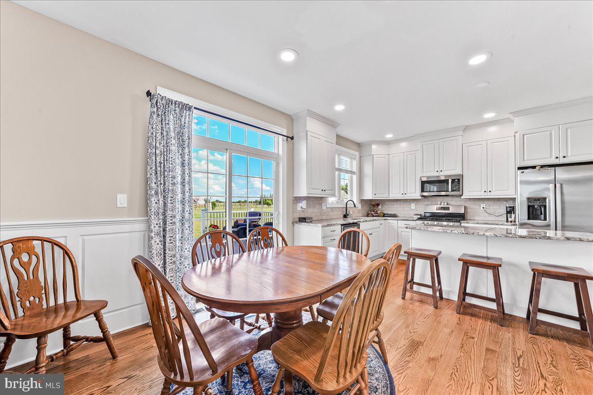 LONDONDERRY MEADOWS - Residential