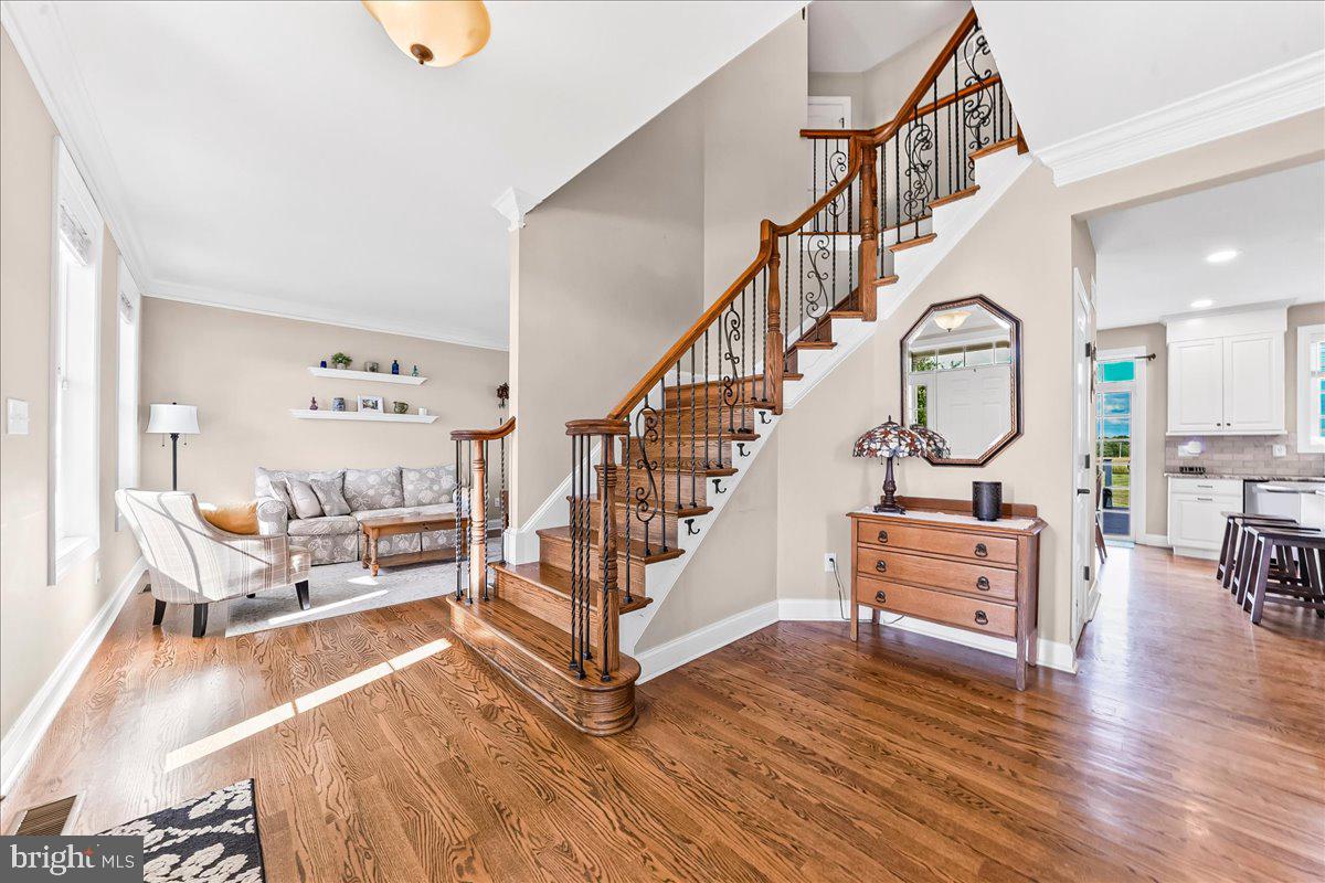 LONDONDERRY MEADOWS - Residential