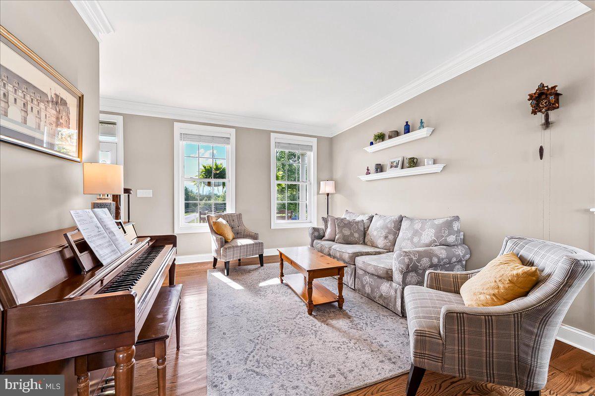 LONDONDERRY MEADOWS - Residential