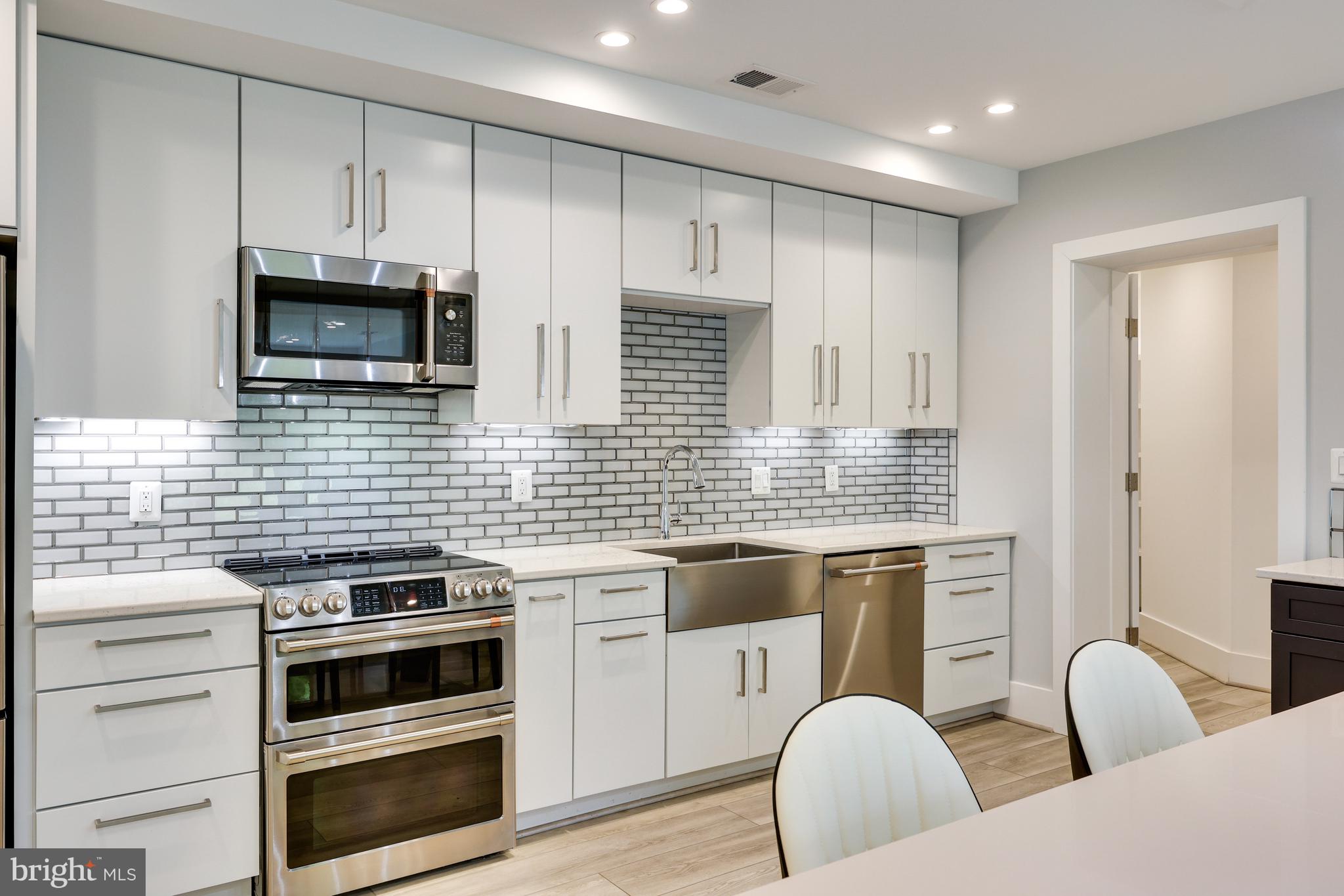 BEAU RIDGE - Residential