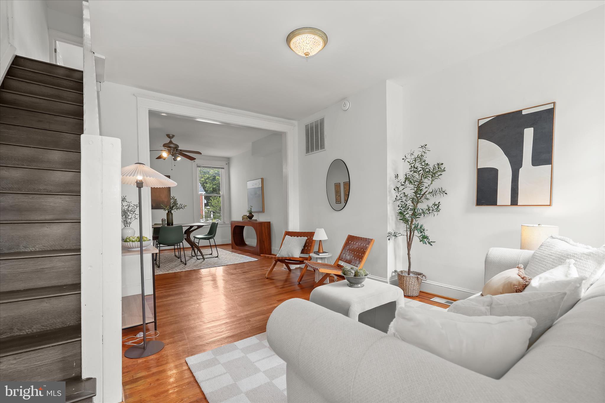 MEDFIELD - Residential