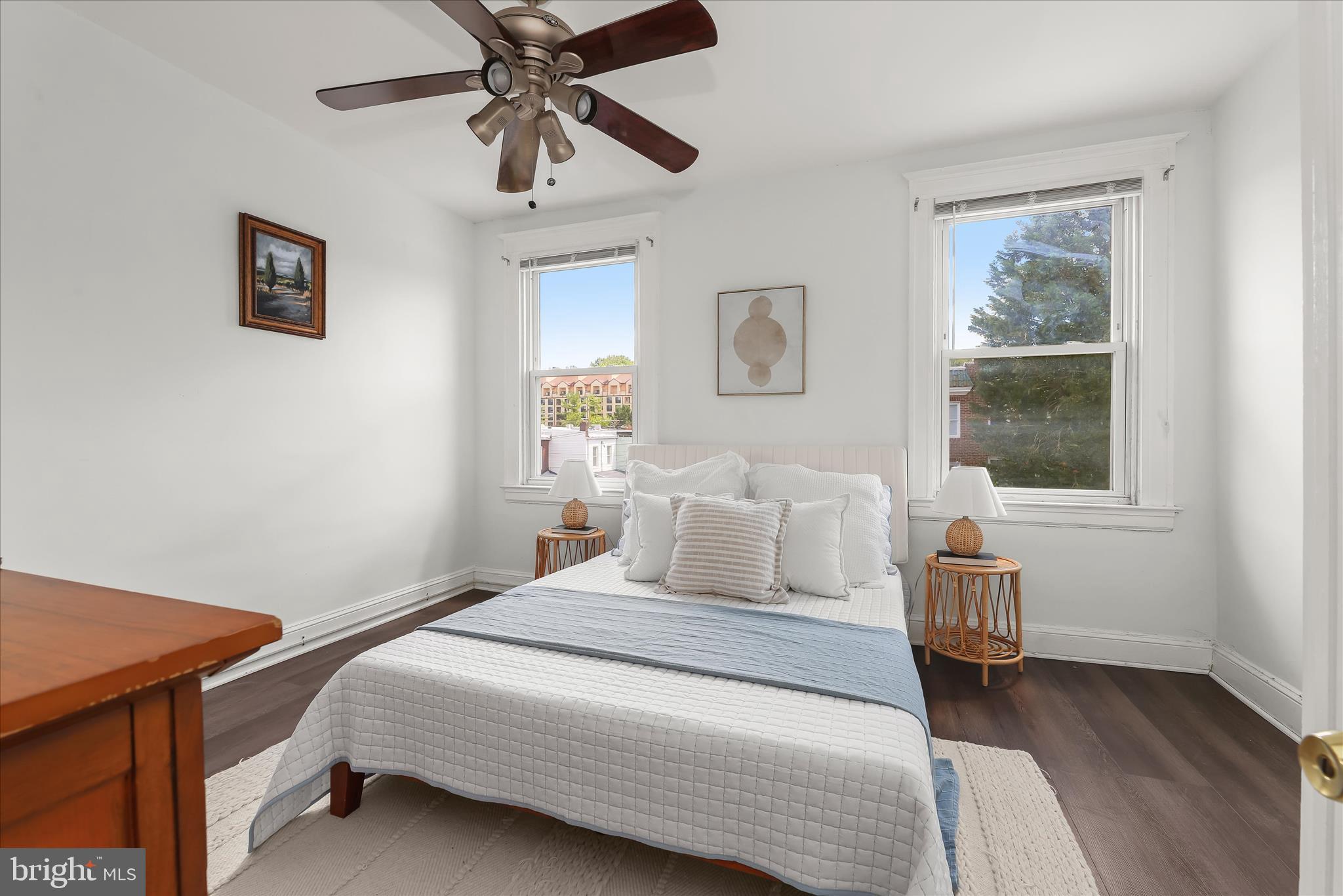 MEDFIELD - Residential