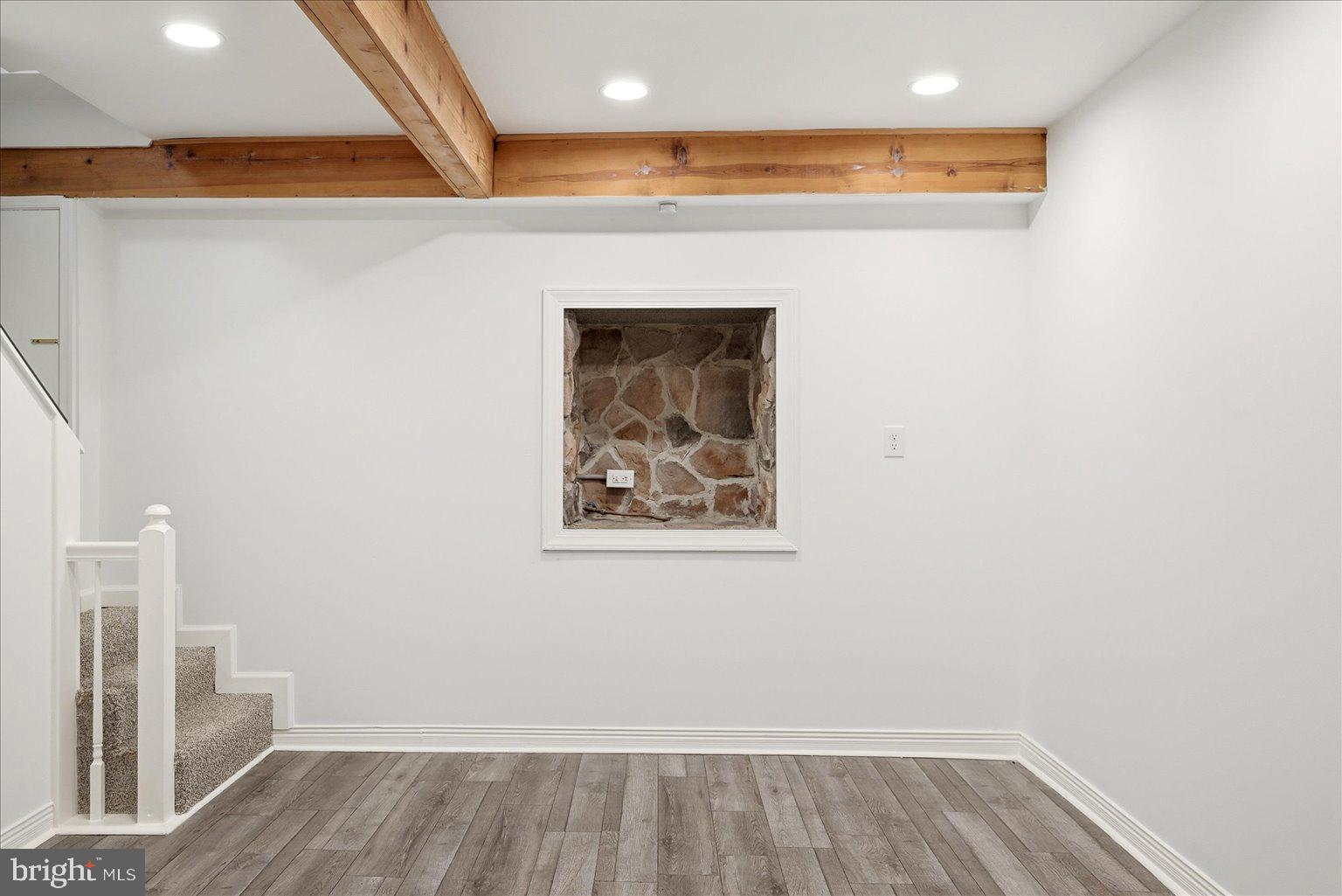 SKYLAND ESTATES - Residential