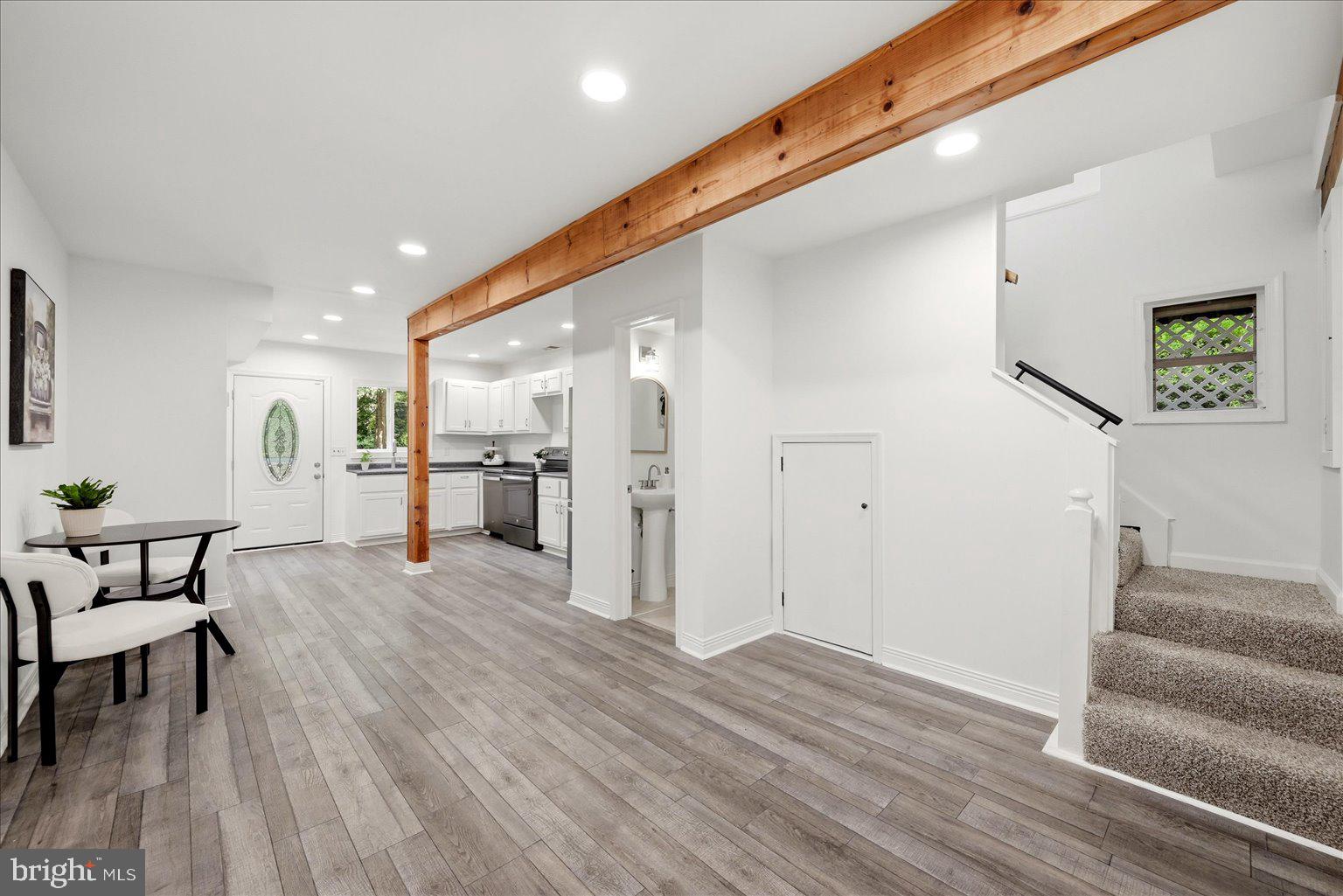 SKYLAND ESTATES - Residential