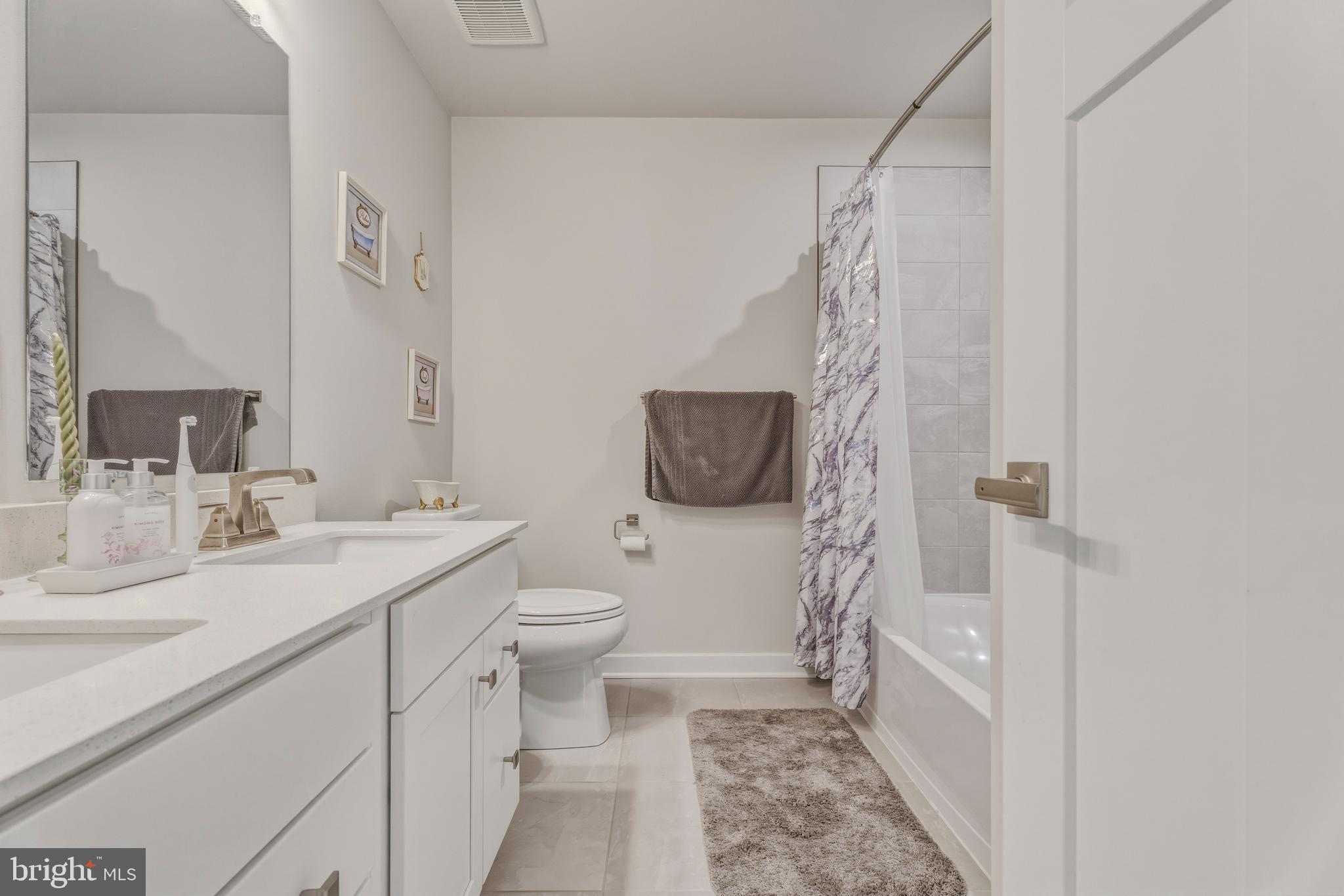GILBERT MEADOWS - Residential