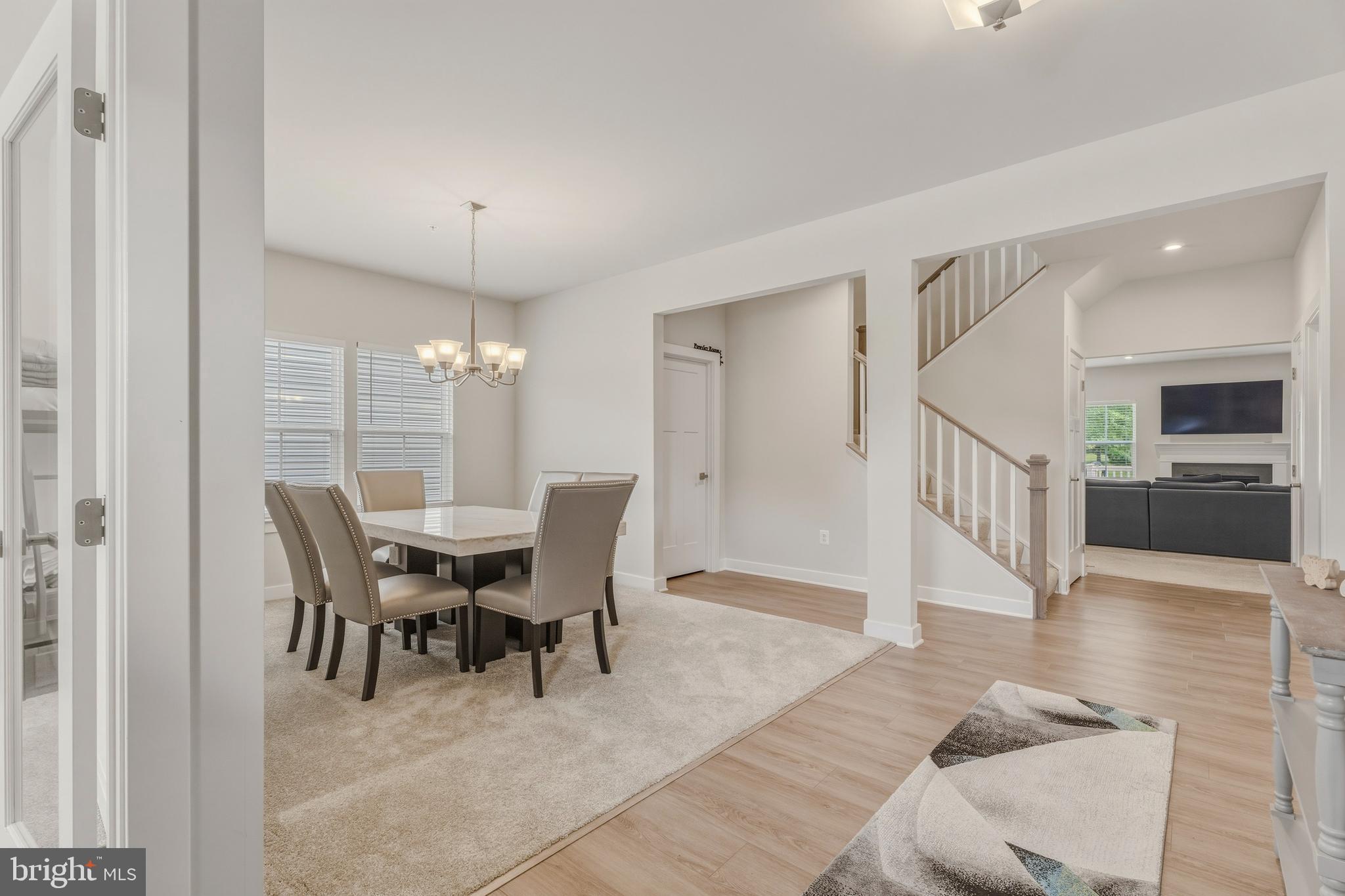 GILBERT MEADOWS - Residential