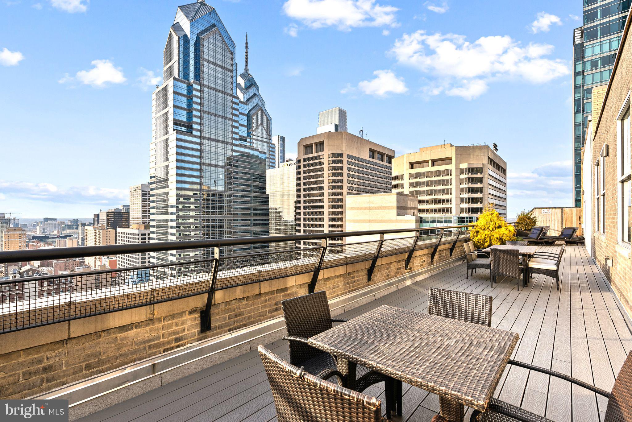 RITTENHOUSE SQUARE - Residential
