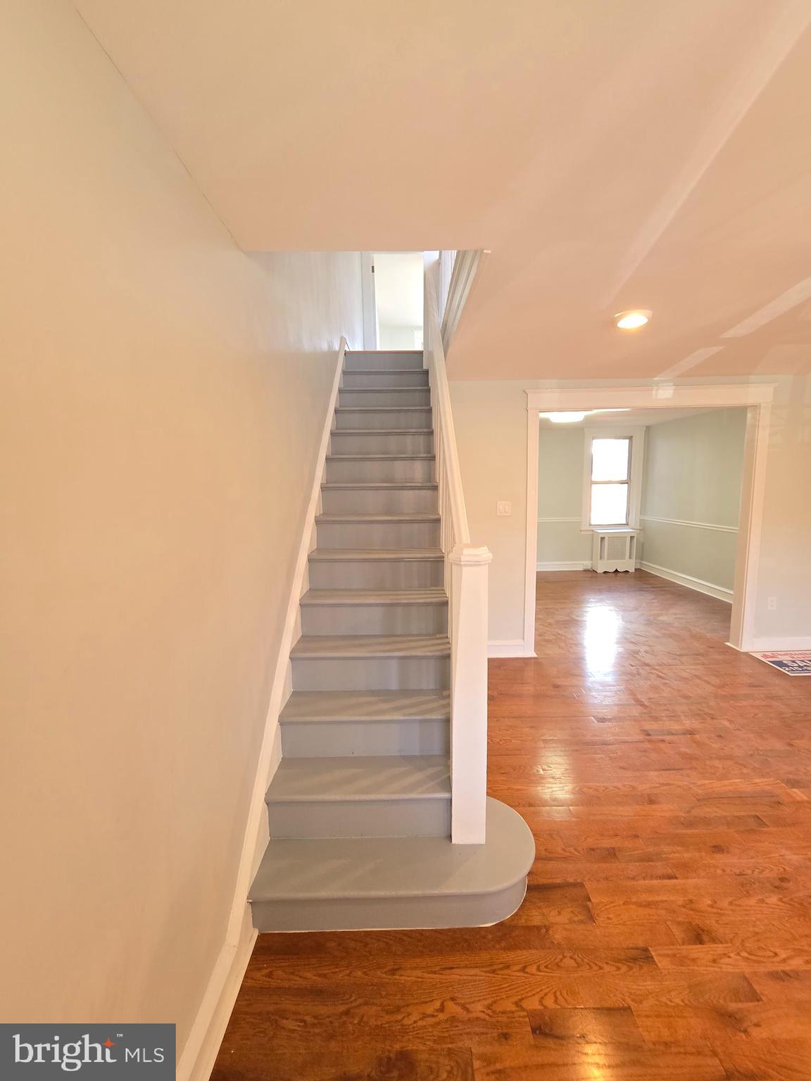 LAWNCREST - Residential