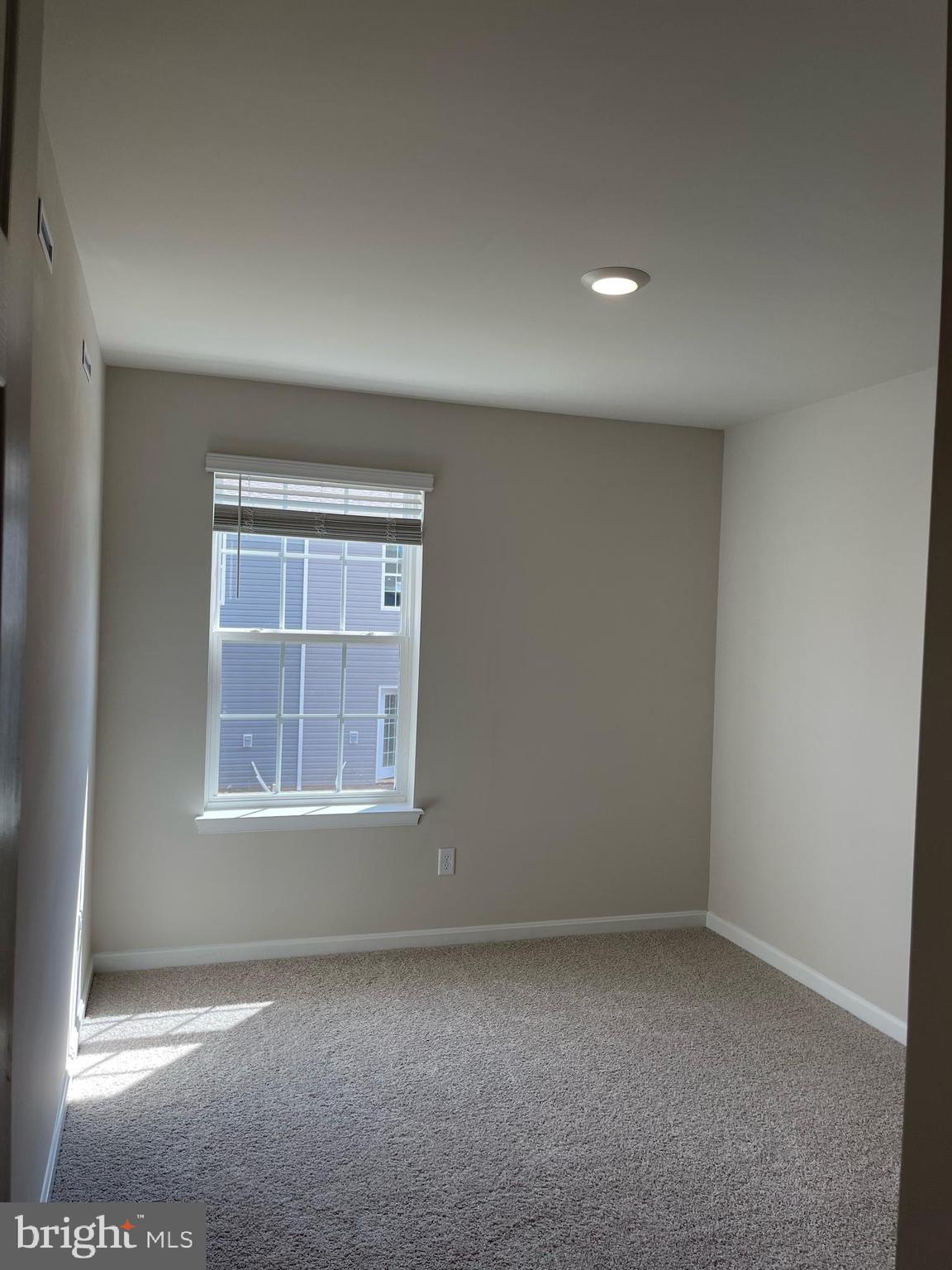 LURAY LANDING - Residential Lease