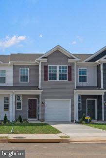 !!!!! BRAND NEW TOWN HOME IN  LURAY WITH BEAUTIFUL MOUNTAIN VIEWS.HARDWOOD IN !!!!! 1 YEAR YOUNG TOWN HOME IN  LURAY WITH BEAUTIFUL MOUNTAIN VIEWS. HARDWOOD IN MAIN LEVEL.,GRANITE COUNTERS WITH STAINLESS STEEL APPLIANCES.DIGITAL THERMOSTAT,WHITE CABINETS, WASHER AND DRYER IN UNIT.FAUX WOOD BLINDS IN ALL ROOMS,RING CAMERA AND DIGITAL LOCKS. WALKING DISTANCE TO SHOPS AND BUSINESS.