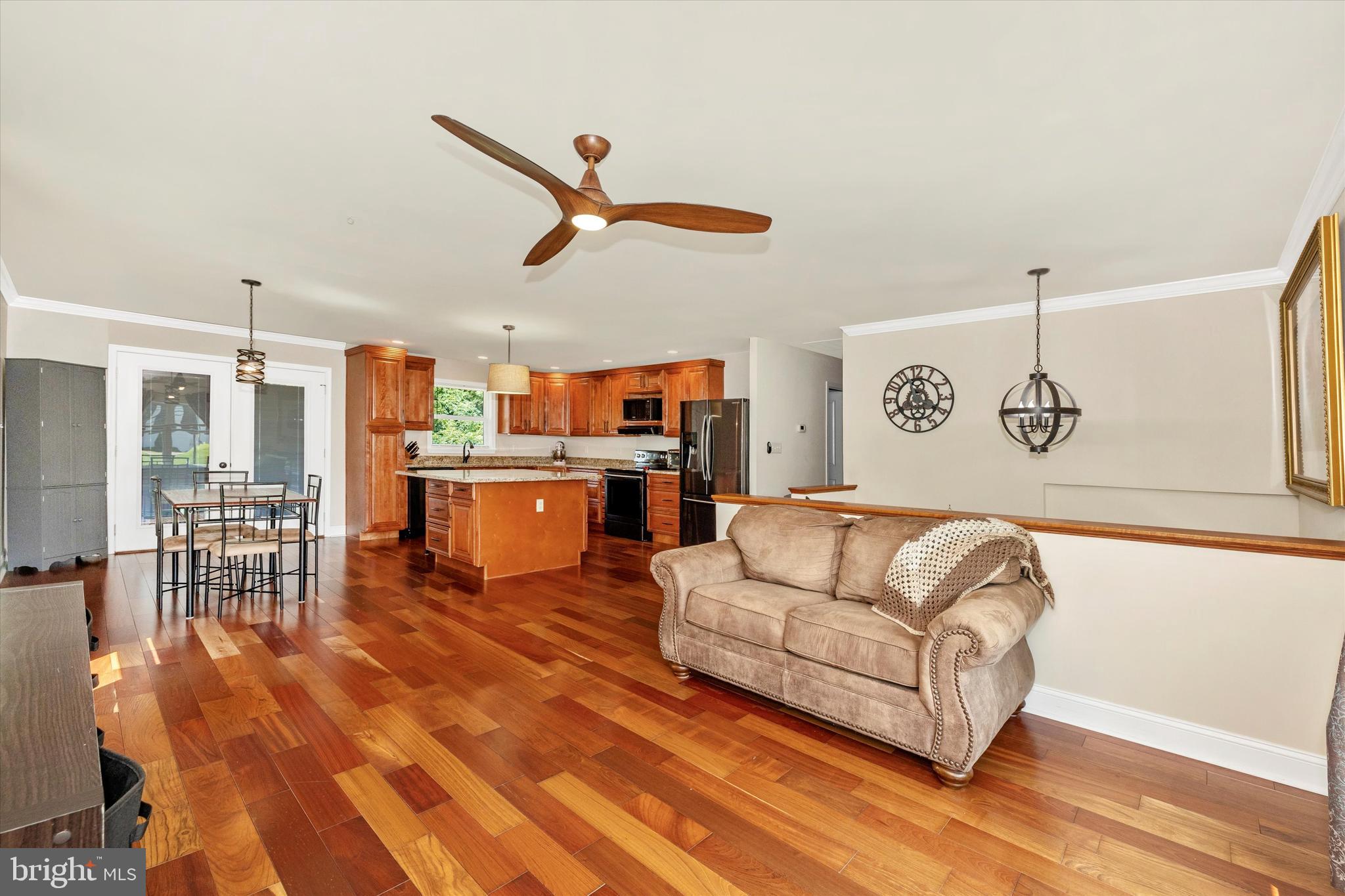 FOUNTAINDALE - Residential