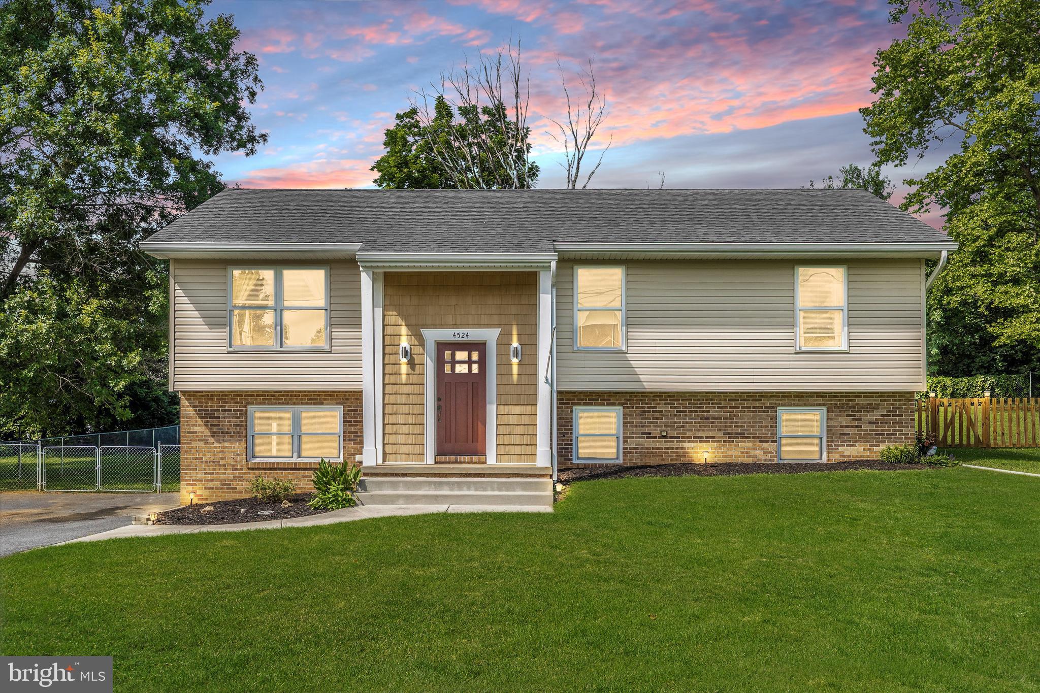 ***OPEN HOUSE*** Saturday, Sept. 20th from 2-4pm ***OPEN HOUSE*** Welcome home to this beautifully updated split foyer in Middletown! This recently renovated home features four spacious bedrooms and three full bathrooms. The main level boasts stunning hardwood floors, neutral paint throughout, and an eat-in kitchen complete with a large center island, granite countertops, and ample storage space. The lower level showcases brand-new LVP flooring, offering durability and style. Relax with your morning coffee on the deck while enjoying views of your fully fenced backyard, perfect for privacy and outdoor activities. Don't miss your chance to make this charming house your new home!