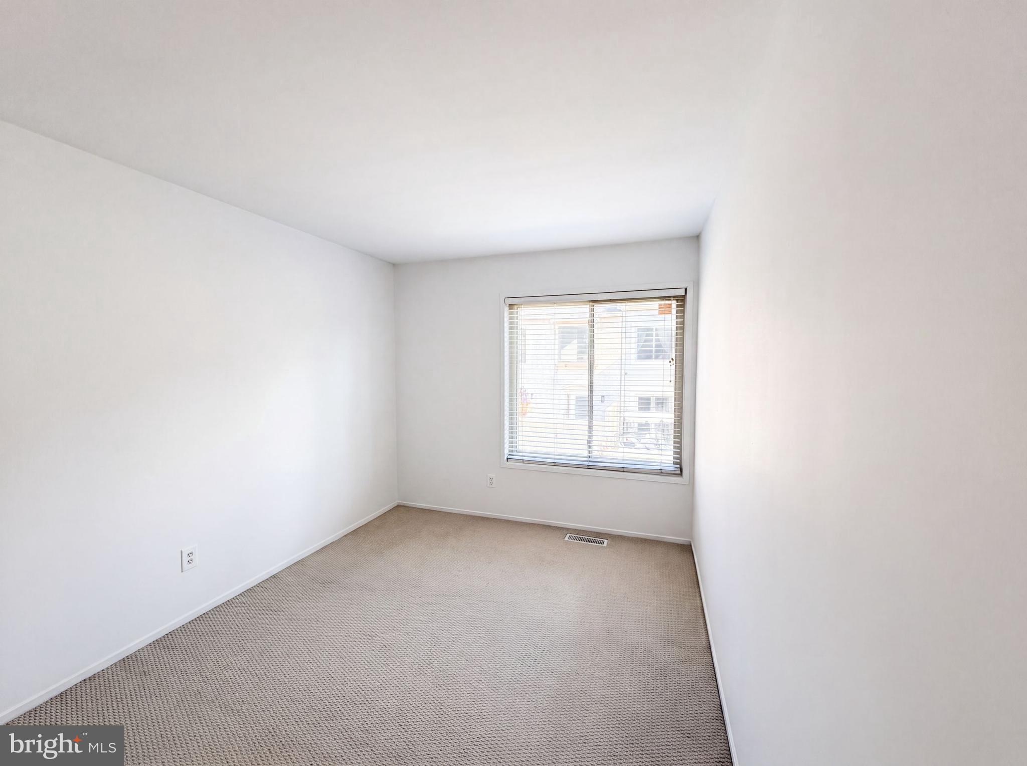 CLUBSIDE - Residential