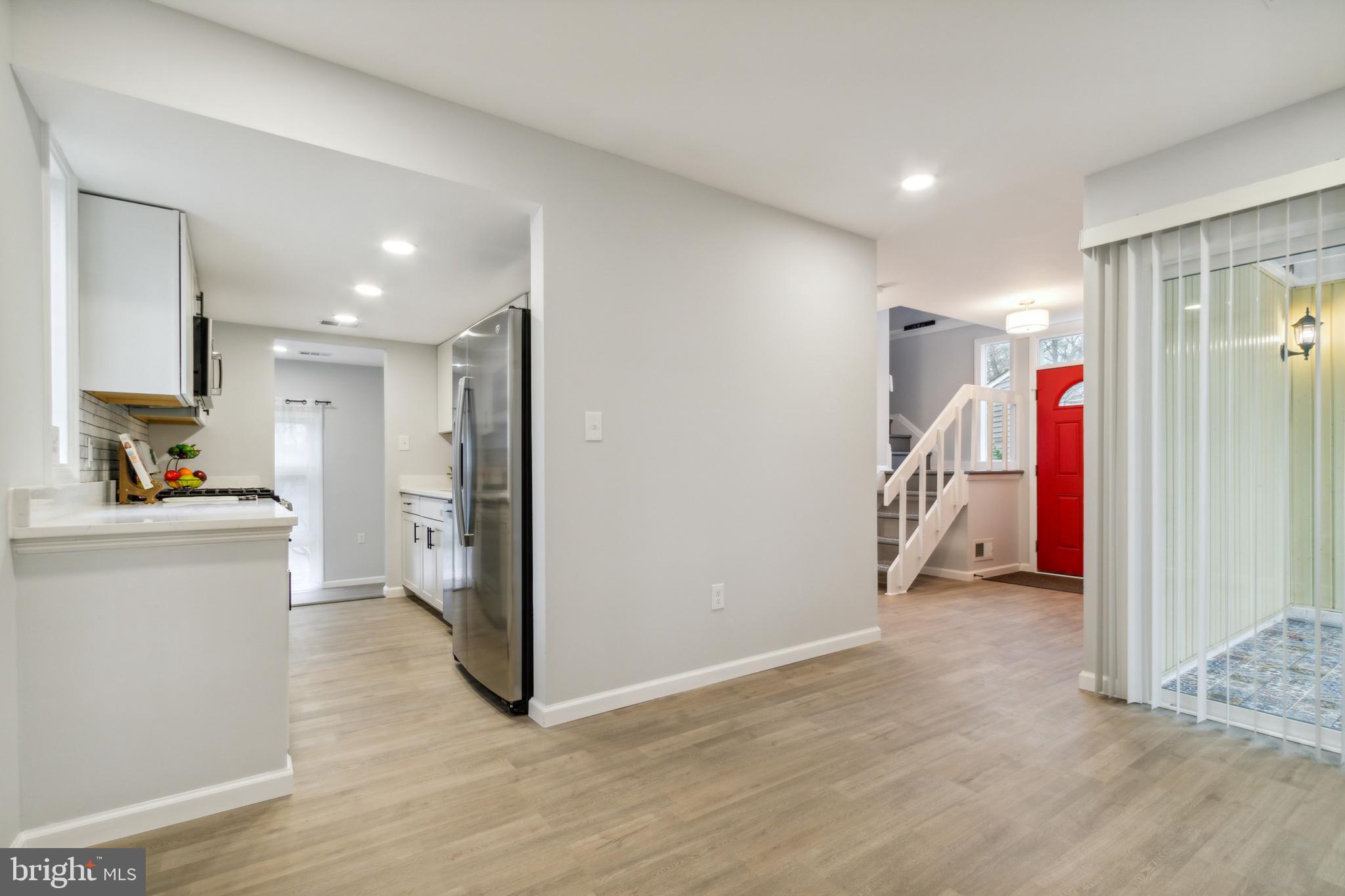 LAKE RIDGE - Residential