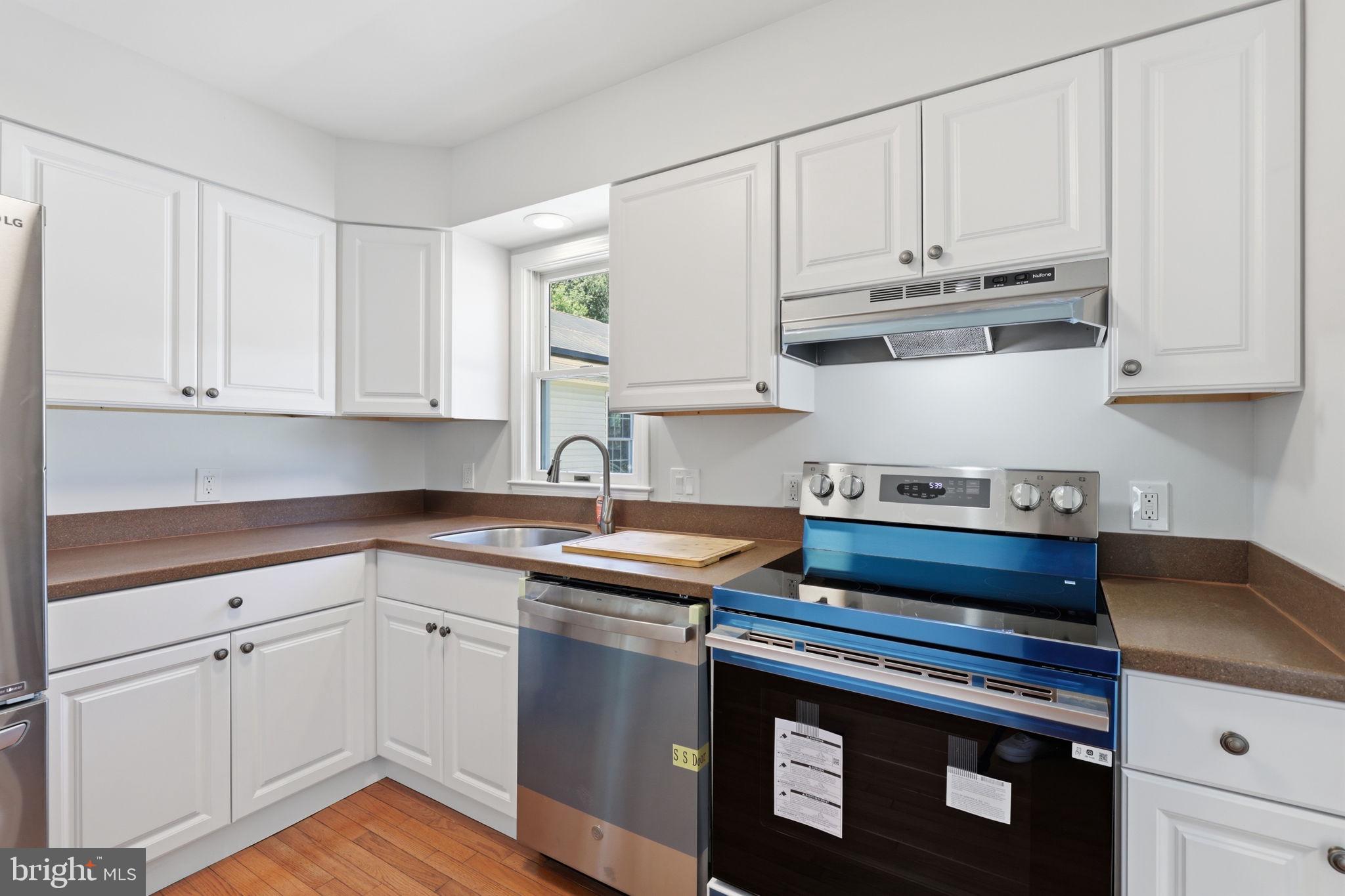 POOLESVILLE OUTSIDE - Residential