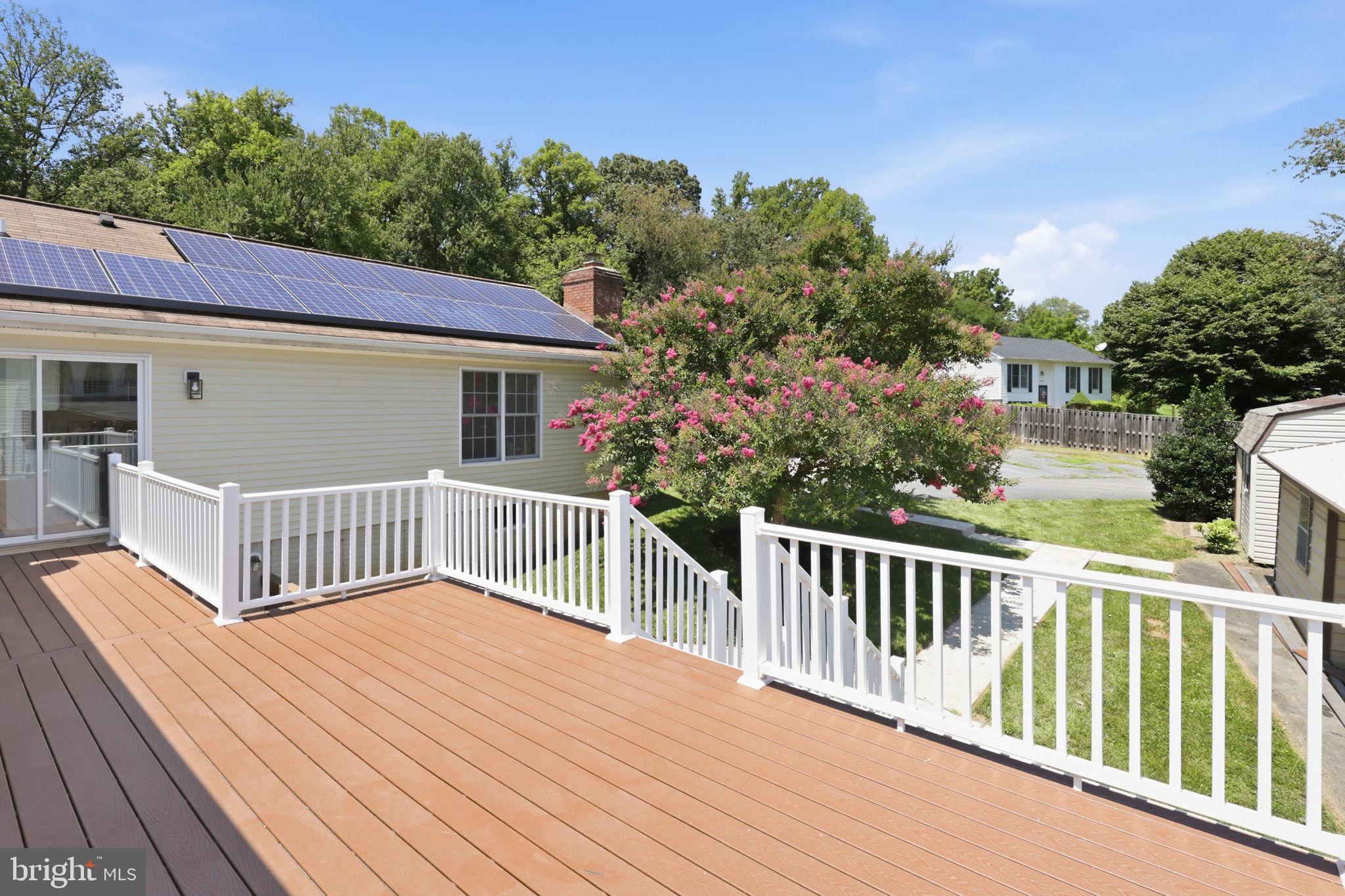 POOLESVILLE OUTSIDE - Residential