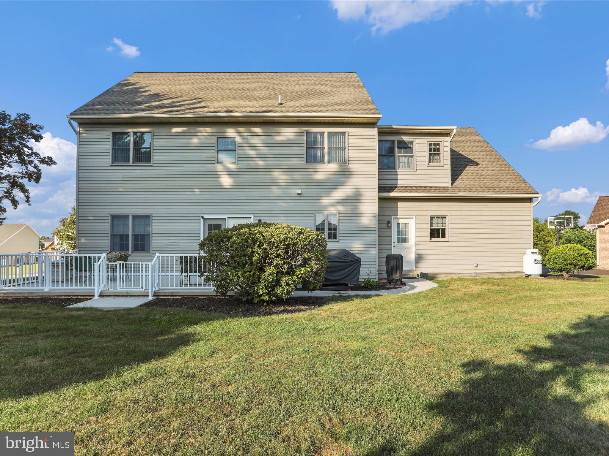 MAJESTIC RIDGE - Residential