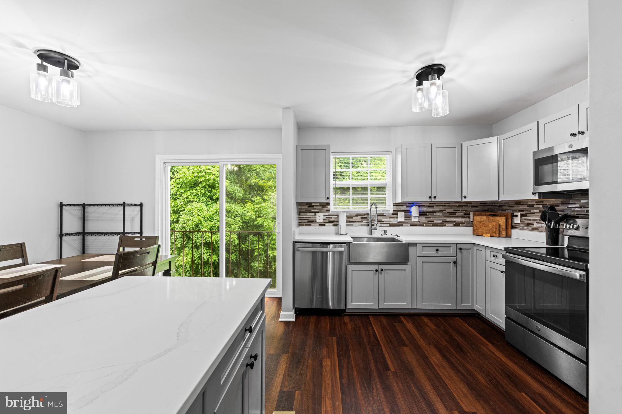 LONDON WOODS - Residential