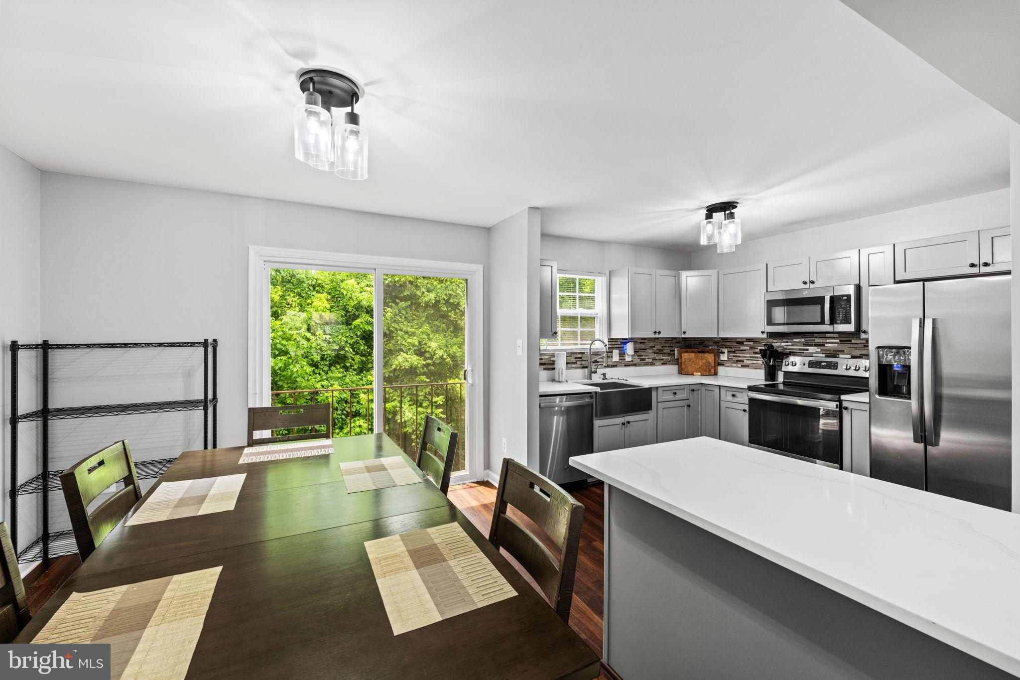 LONDON WOODS - Residential