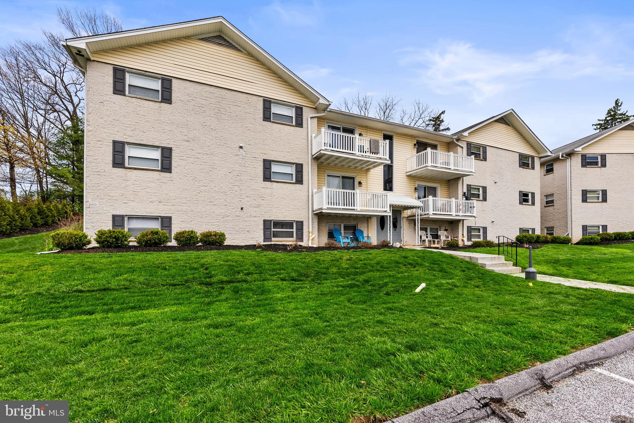 WARREN LODGE - Residential