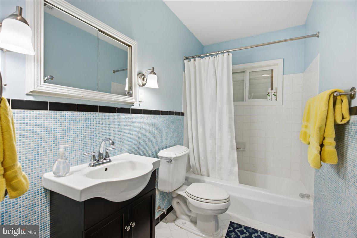 KENWOOD BEACH - Residential