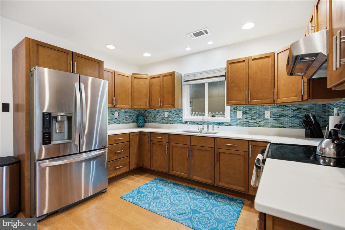 KENWOOD BEACH - Residential