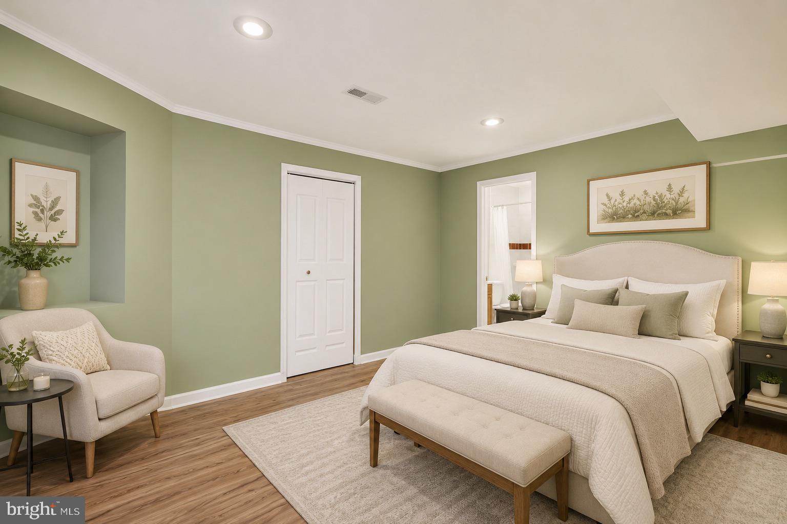 QUINCE ORCHARD KNOLLS - Residential