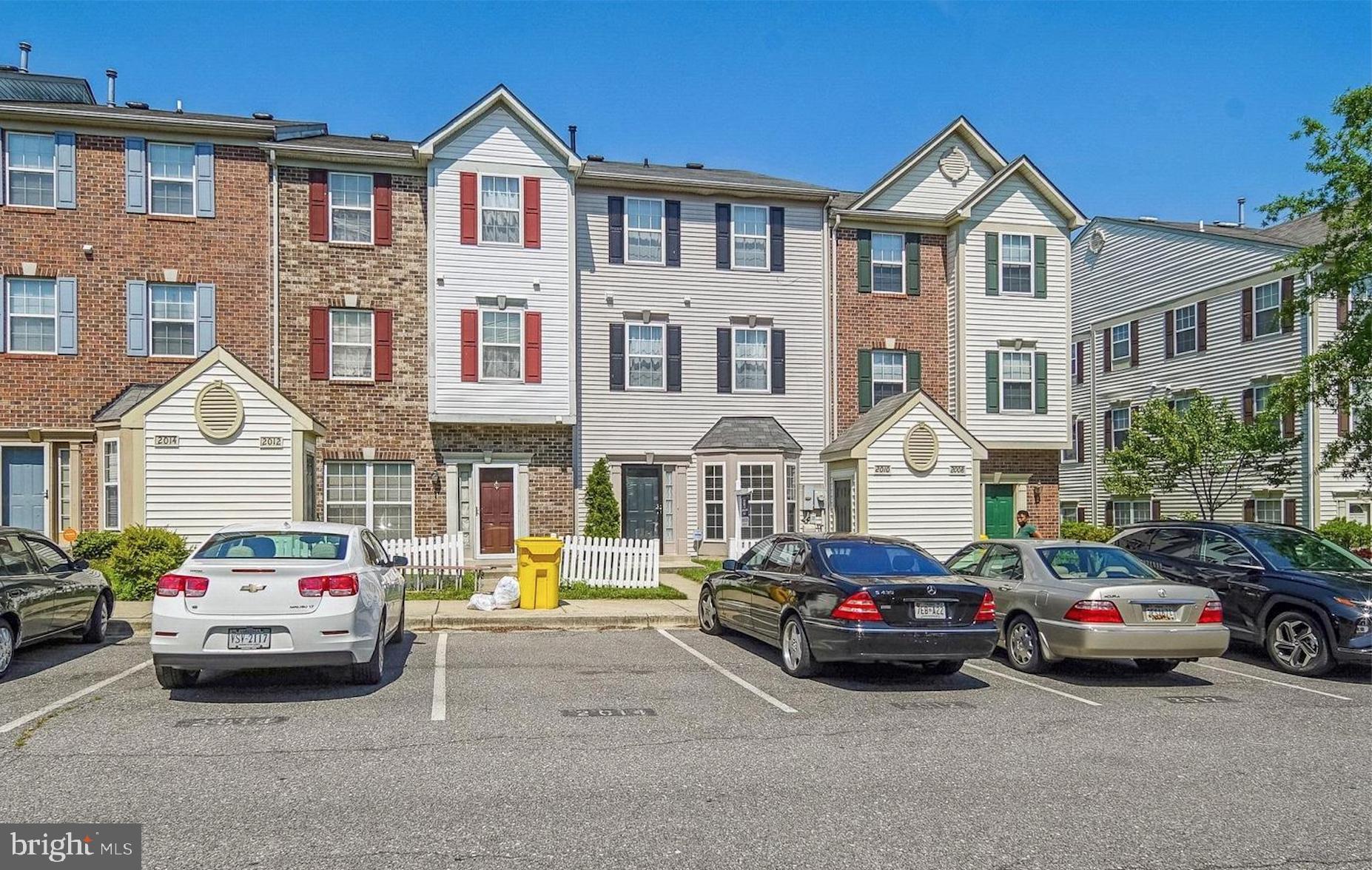 SEVEN OAKS - Residential Lease