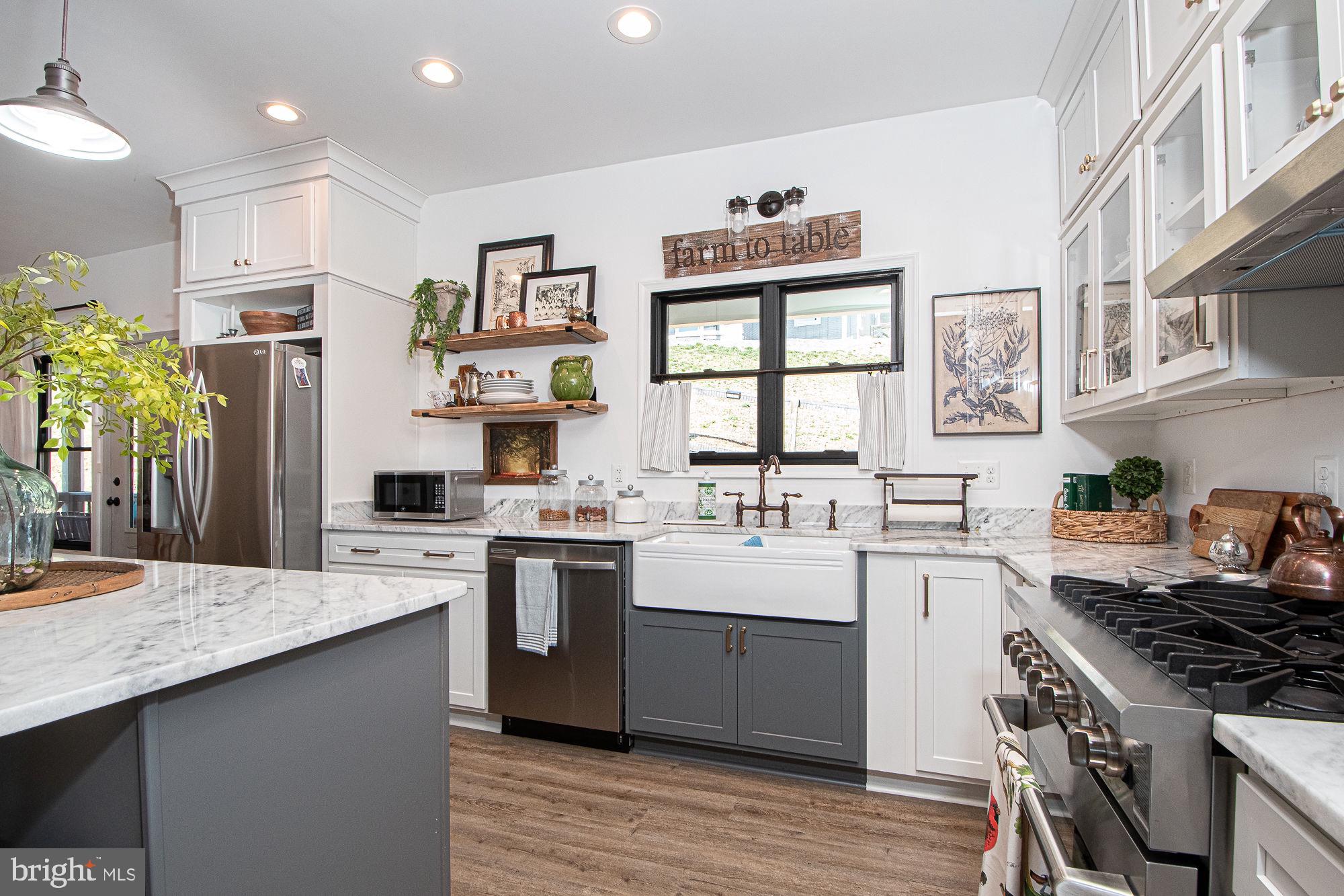 JUNEWOOD ESTATES - Residential