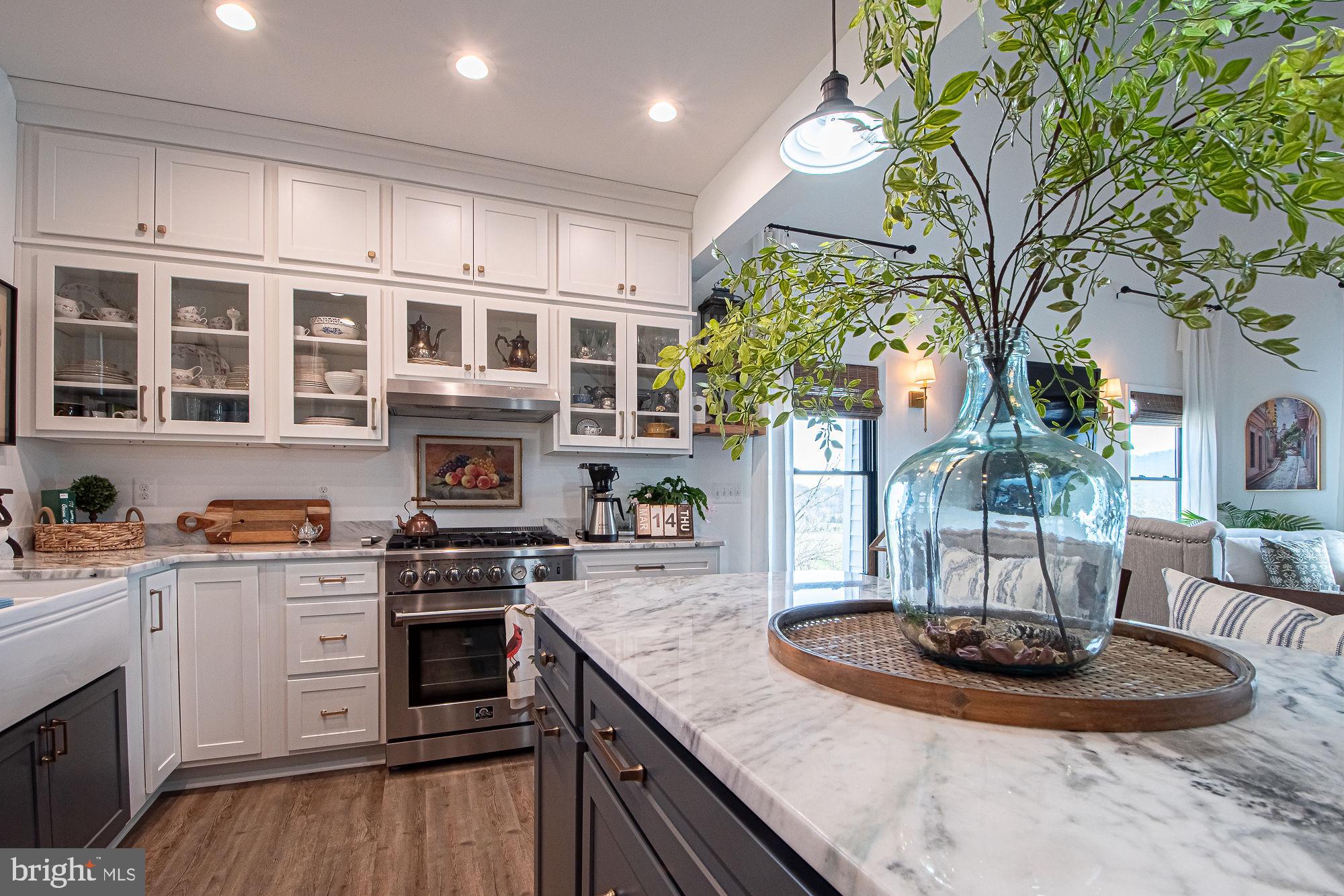 JUNEWOOD ESTATES - Residential