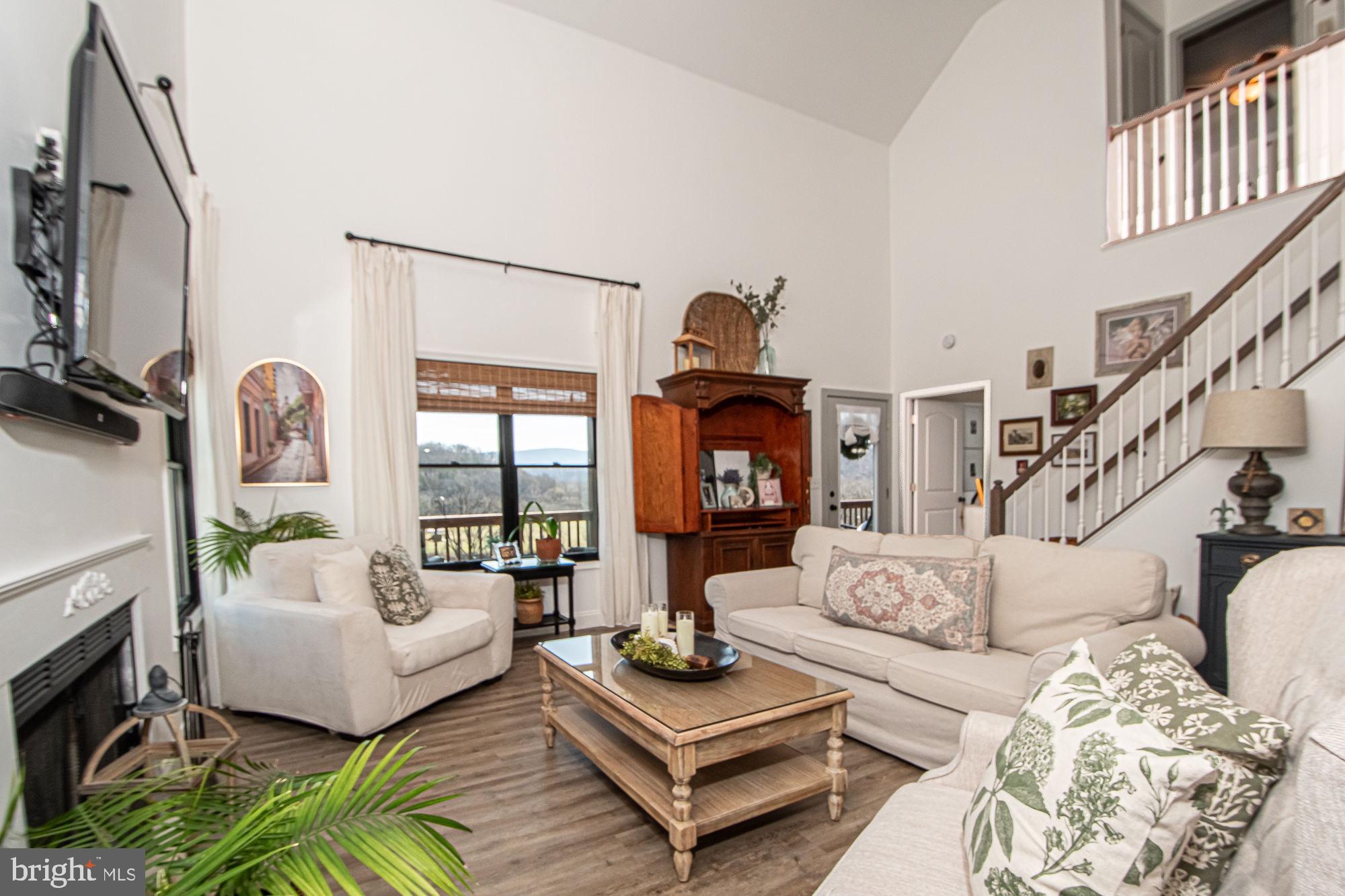 JUNEWOOD ESTATES - Residential