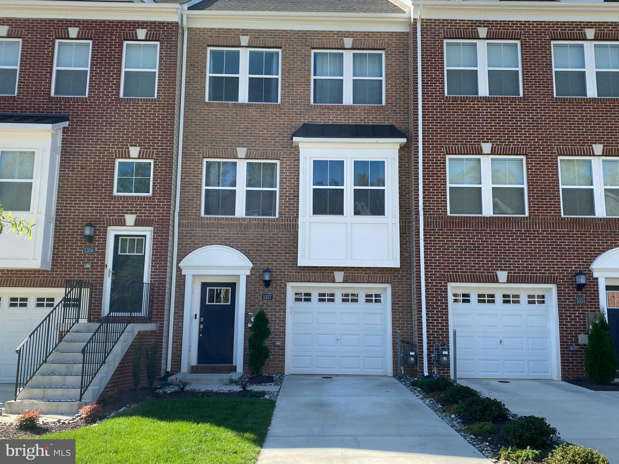 Must see!! Open Floor Plan with UPGRADED KITCHEN includes quartz countertop, gas stove, double oven in  sought after St Charles -Stonehaven Community. Beautiful 3 level Town home with 3 bedrooms, 2 full baths and 2 half baths. Kitchen features upgraded cabinets, quartz countertops, stainless steel appliances. Features a Large kitchen island with full-size cabinets and the huge island is perfect for entertaining. Recessed lighting throughout main living areas. The lower level is fully finished with a space to use as a lower level bedroom or great place to create a "Man Cave".  Lower level has access to  private fenced in backyard space with upgraded flagstone patio. A spacious maintenance free composite deck overlooks the backyard and is great for entertaining. The Owners suite come with tray ceiling, walk-in closet, full master bathroom, separate shower with seating, private water closet and double vanities. Laundry is conveniently located on the third level. The Town-home includes front-load garage with direct access to lower level.  The home is close to commuter routes, shopping , dining, entertainment and new shopping centers. The home features high tech,  Vivint Security System.  The neighborhood offers access to swimming pool, playgrounds, walking trails, and a community center for events. Close to dog parks; dog liter stations throughout the community and parks throughout the County. Application fee $55 per person, 18 or older.