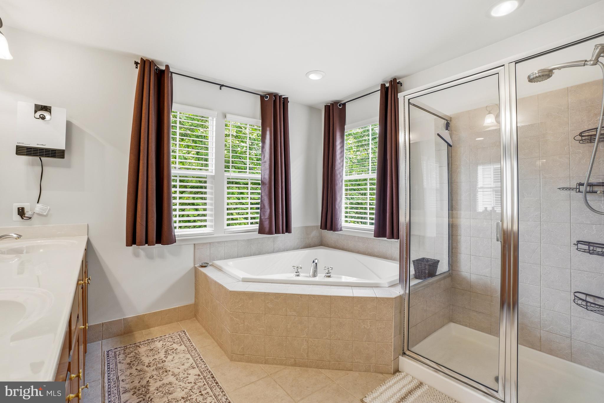 URBANA HIGHLANDS - Residential