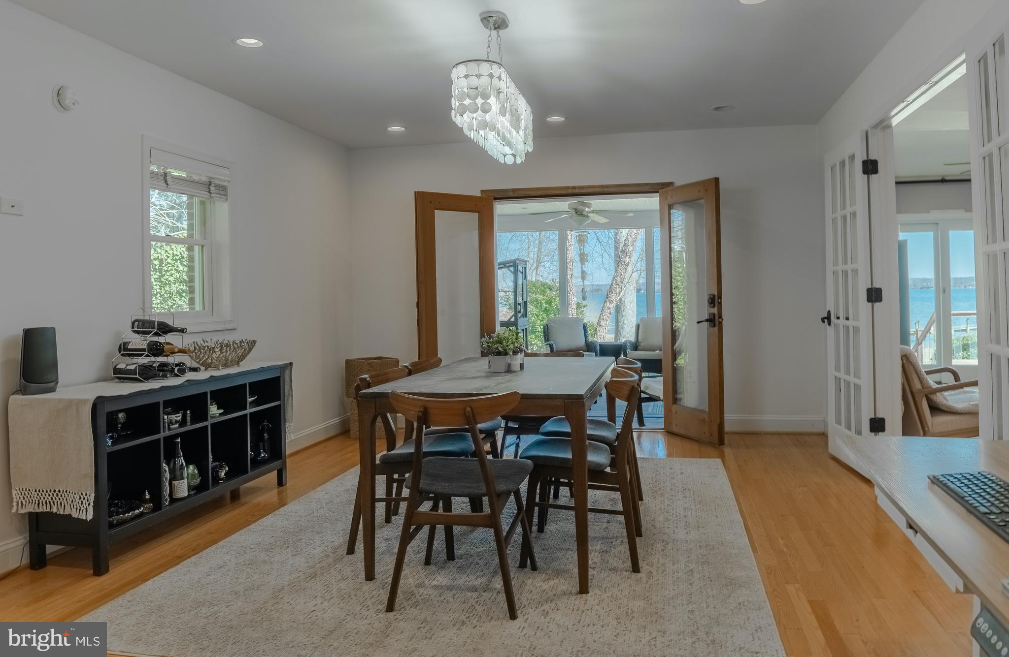 HALF PONE POINT - Residential