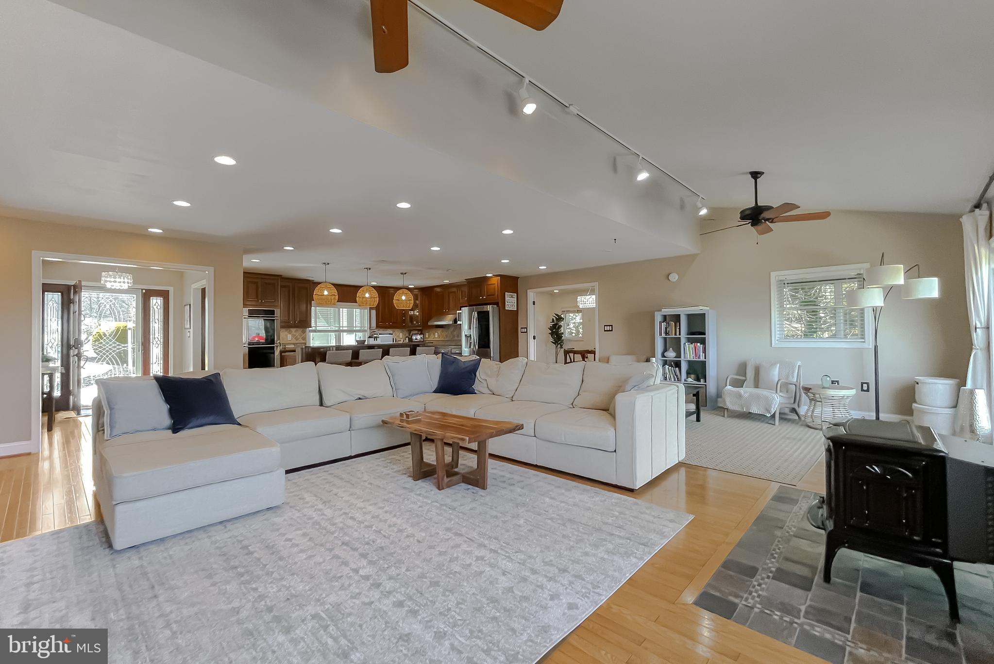 HALF PONE POINT - Residential