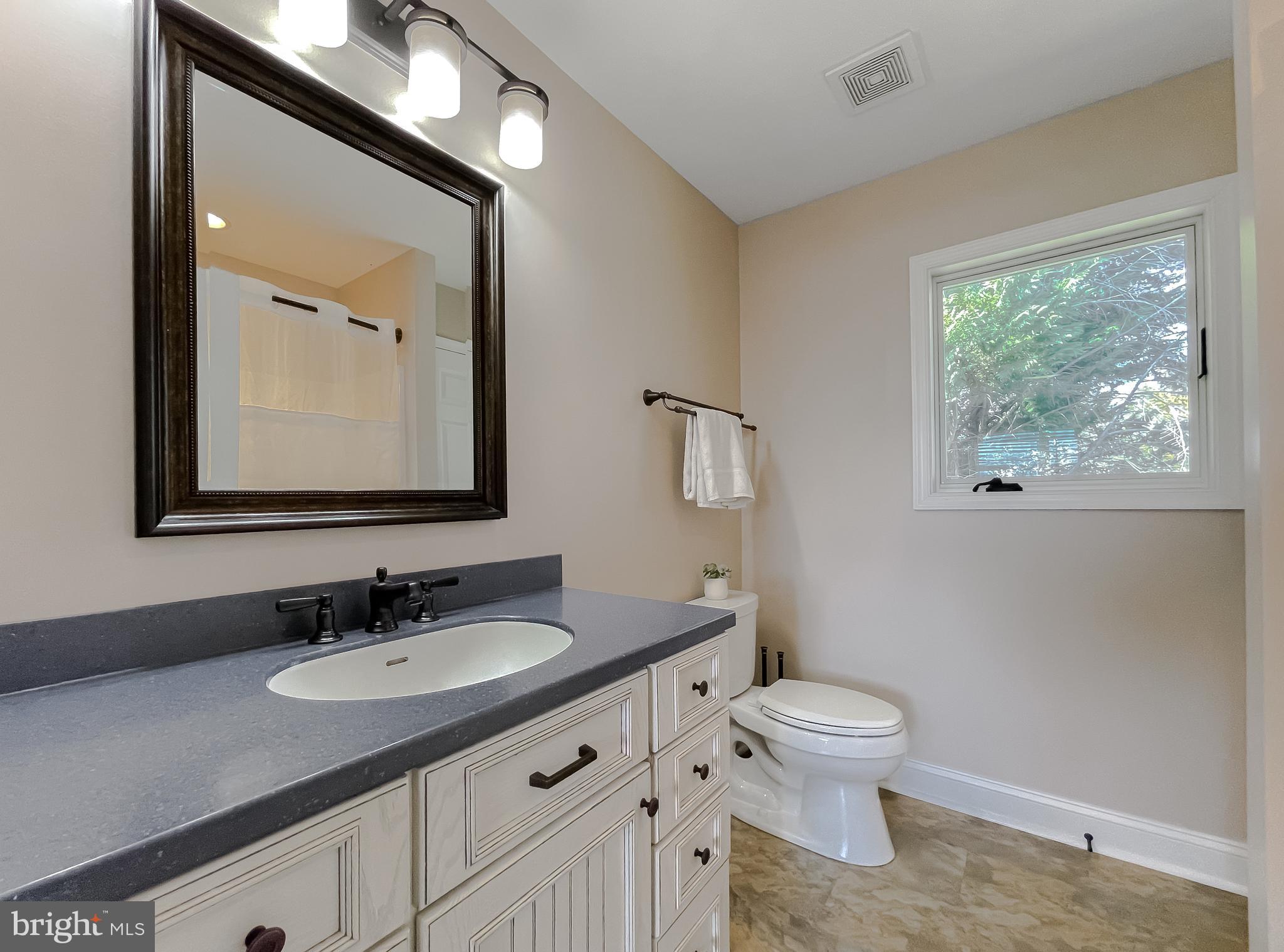 HALF PONE POINT - Residential