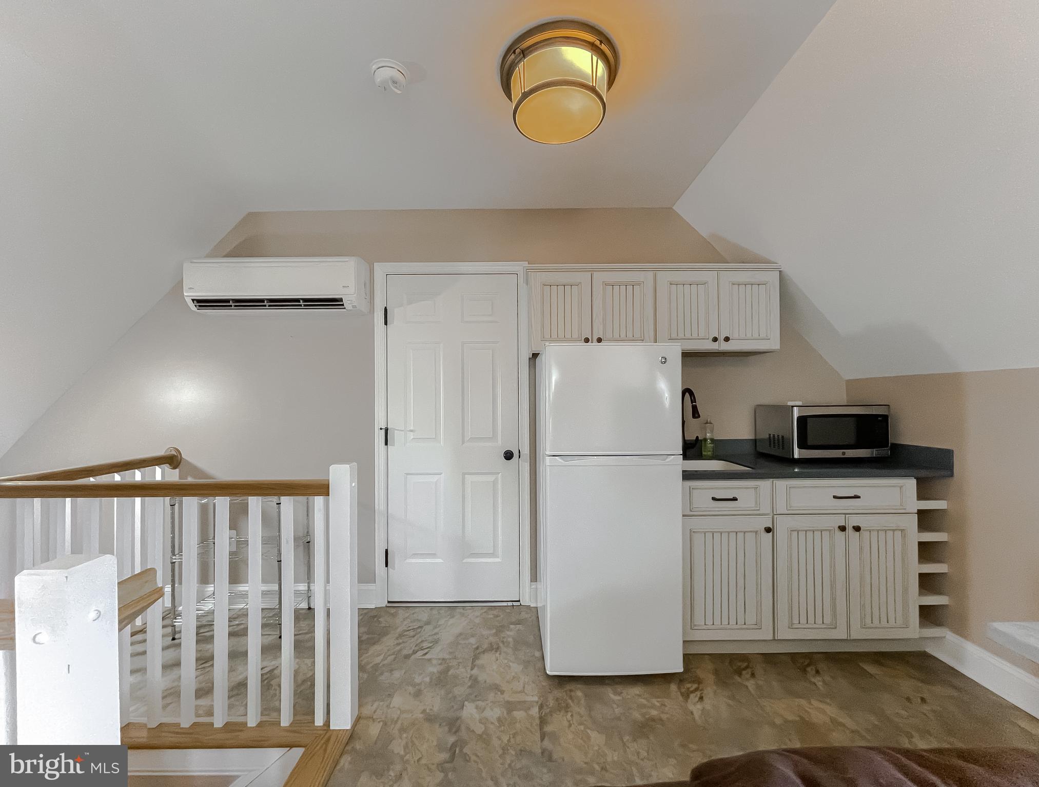HALF PONE POINT - Residential