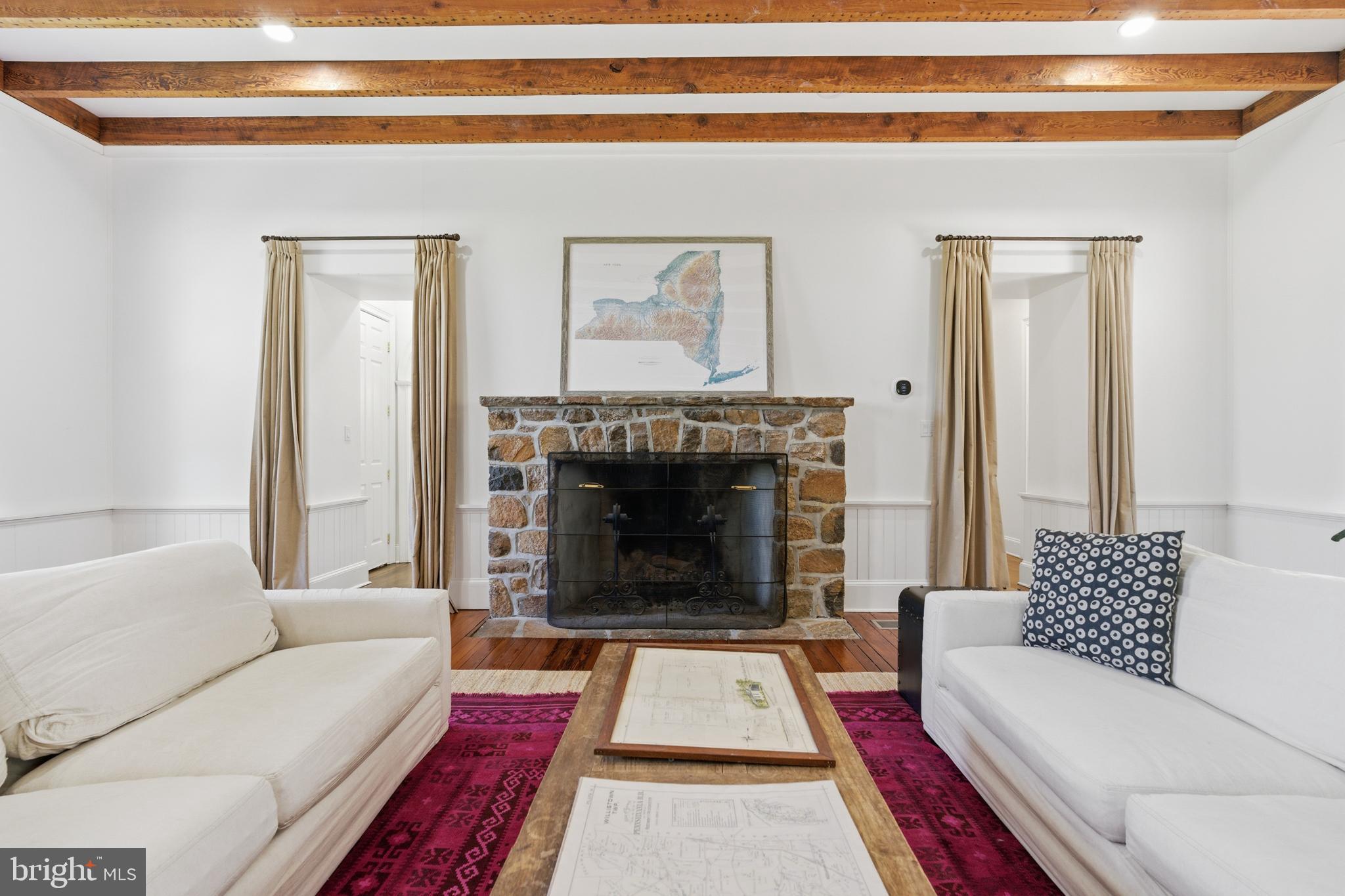 RADNOR HUNT - Residential