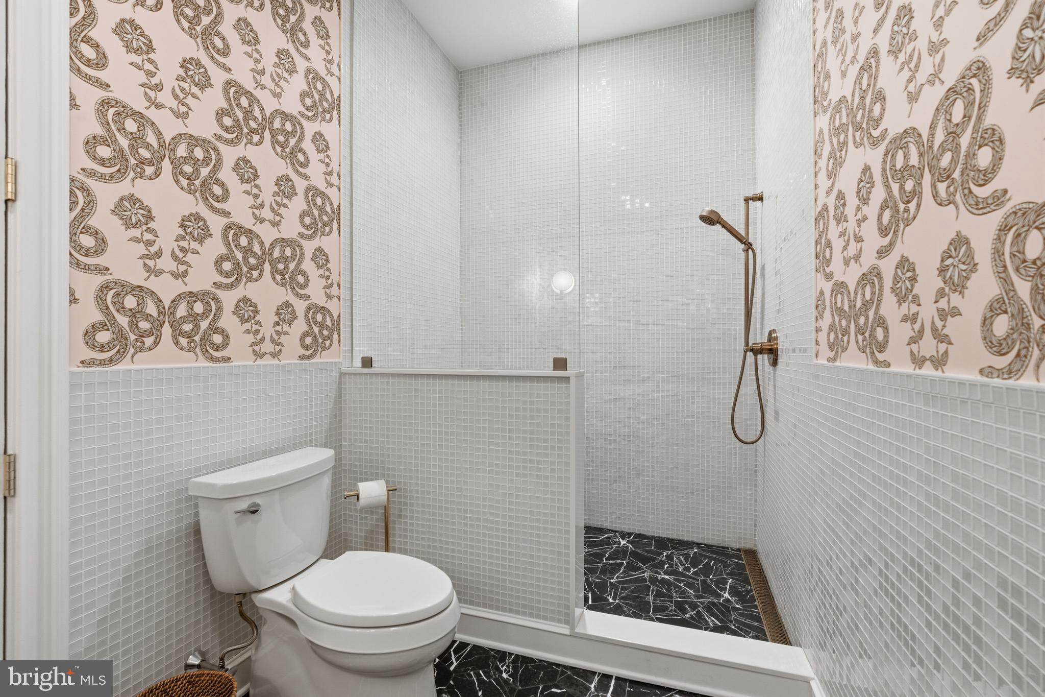 RADNOR HUNT - Residential