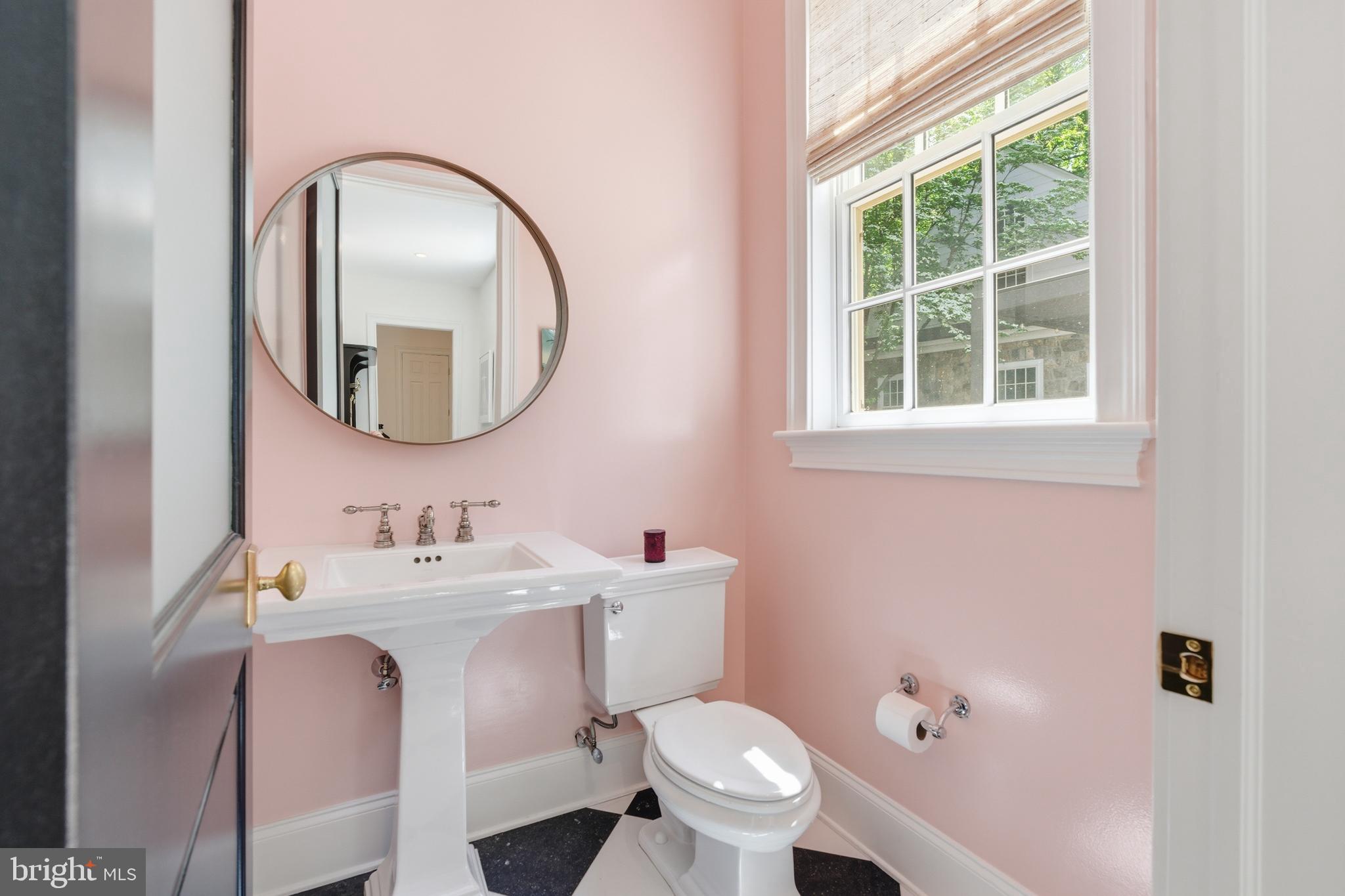 RADNOR HUNT - Residential