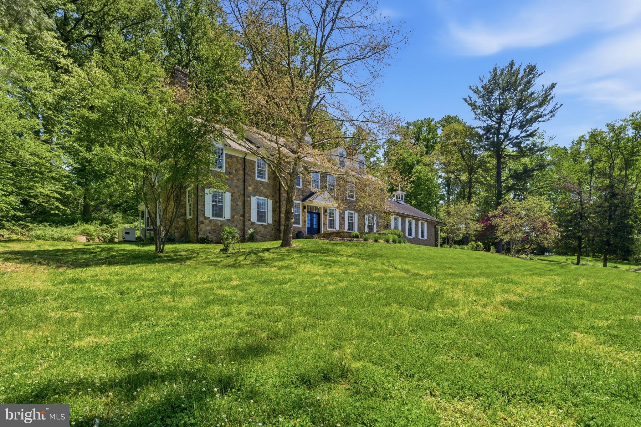 RADNOR HUNT - Residential