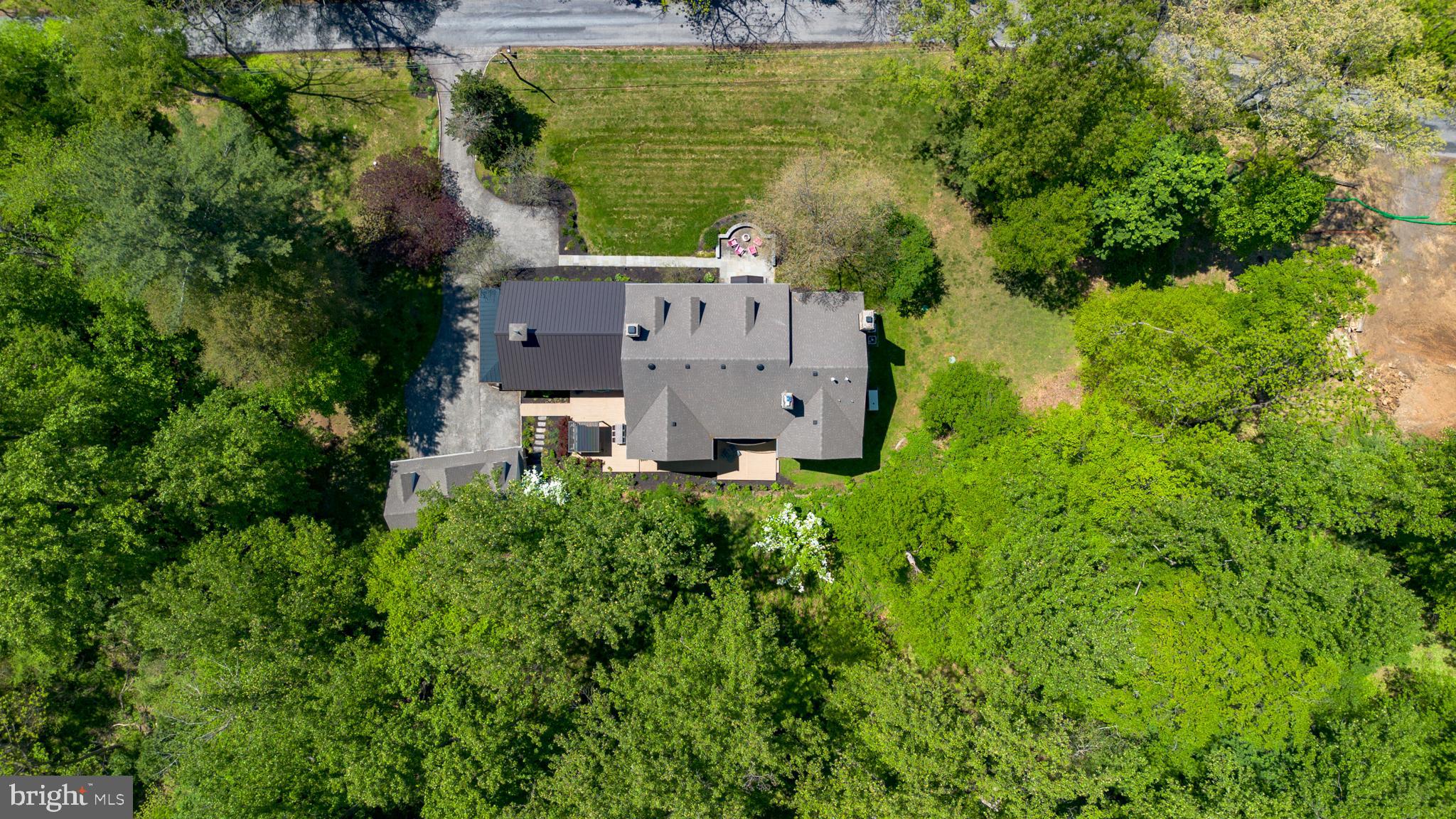 RADNOR HUNT - Residential