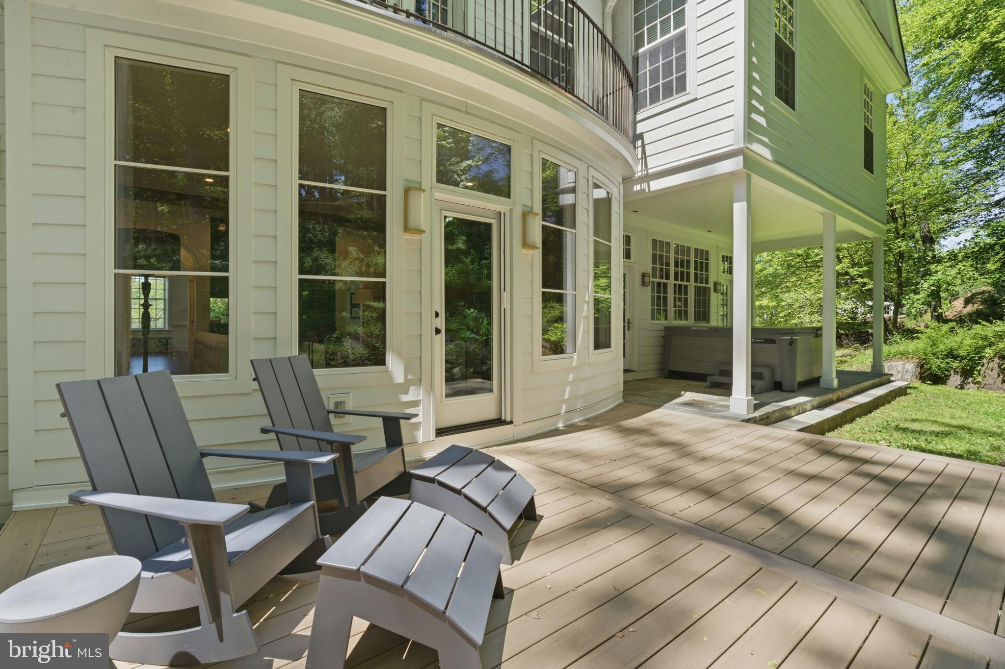RADNOR HUNT - Residential